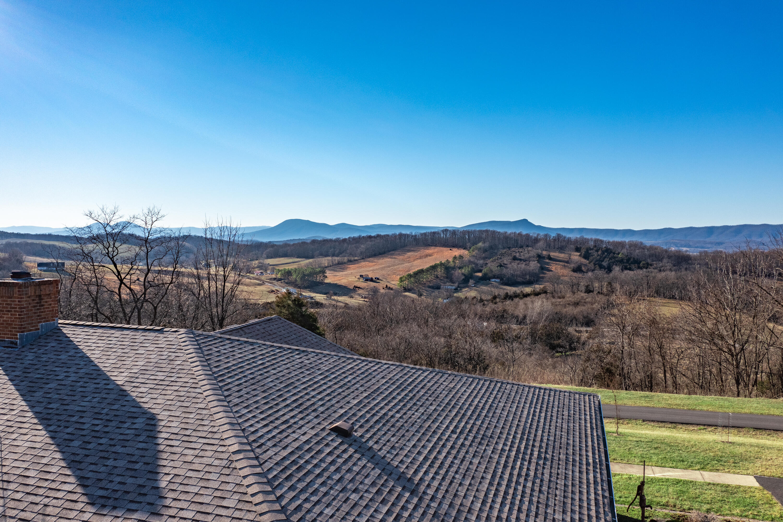 106 Merrick Ln