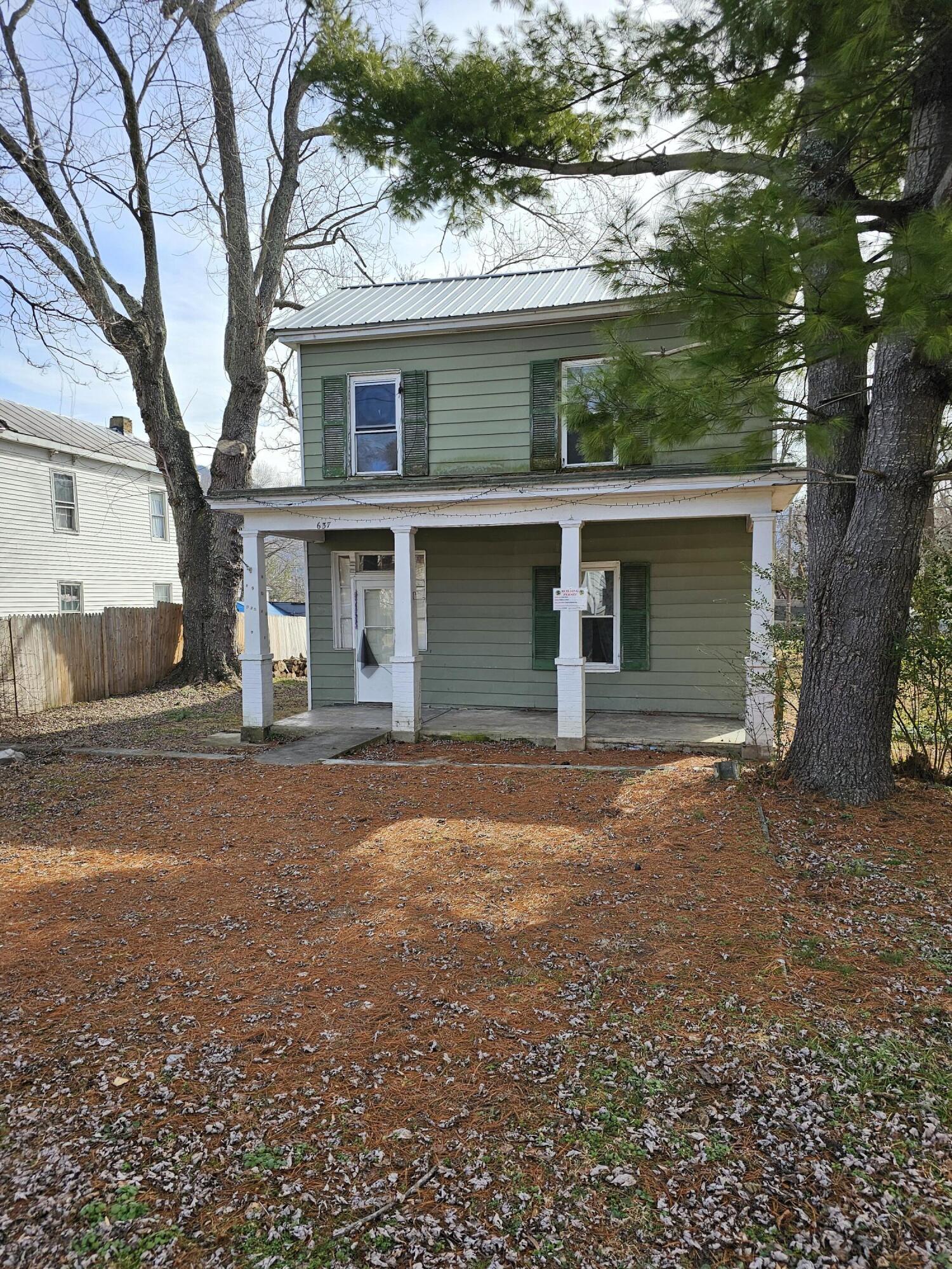 637 Catawba St