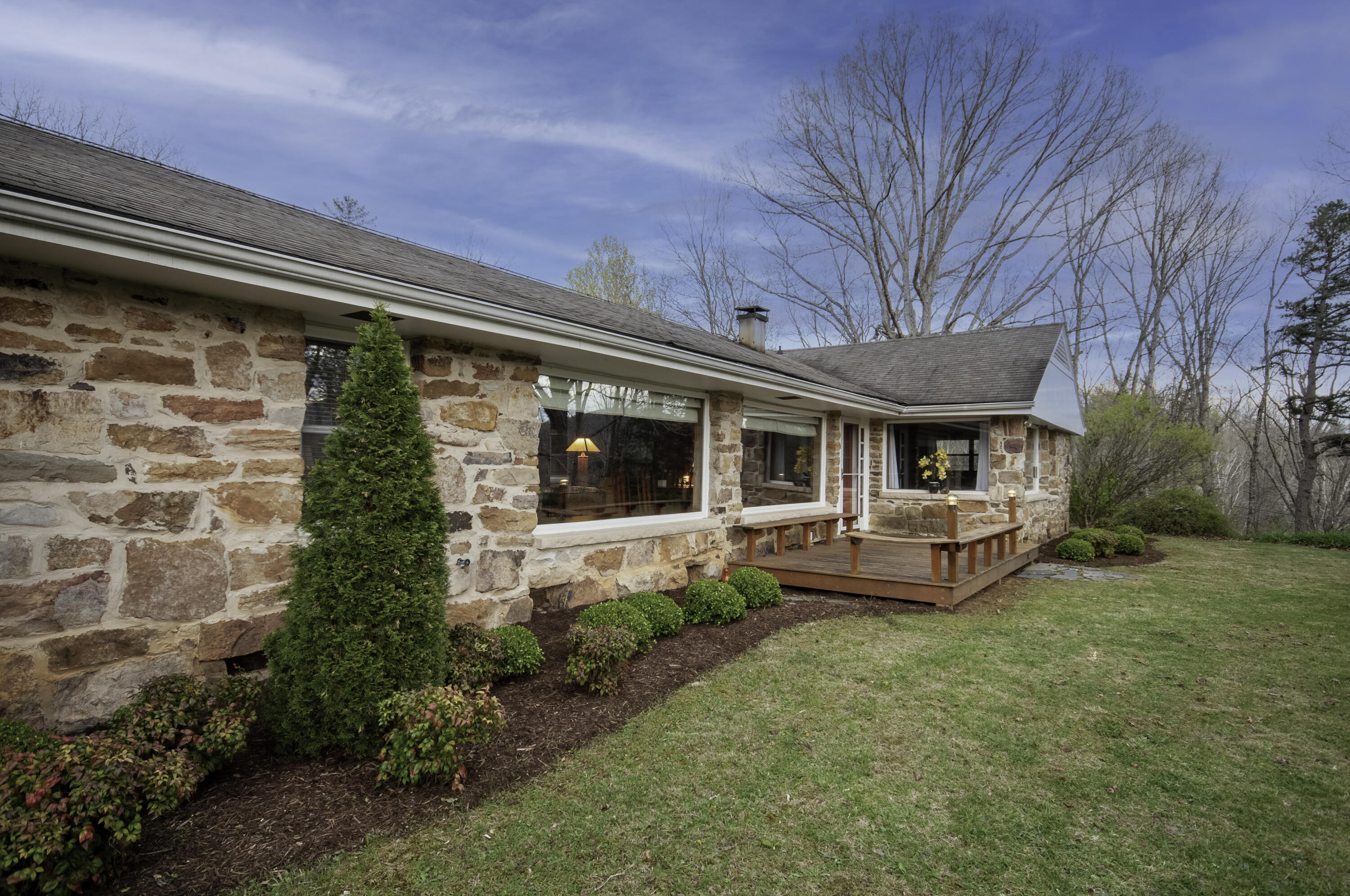 386 Fredericksburg Rd
