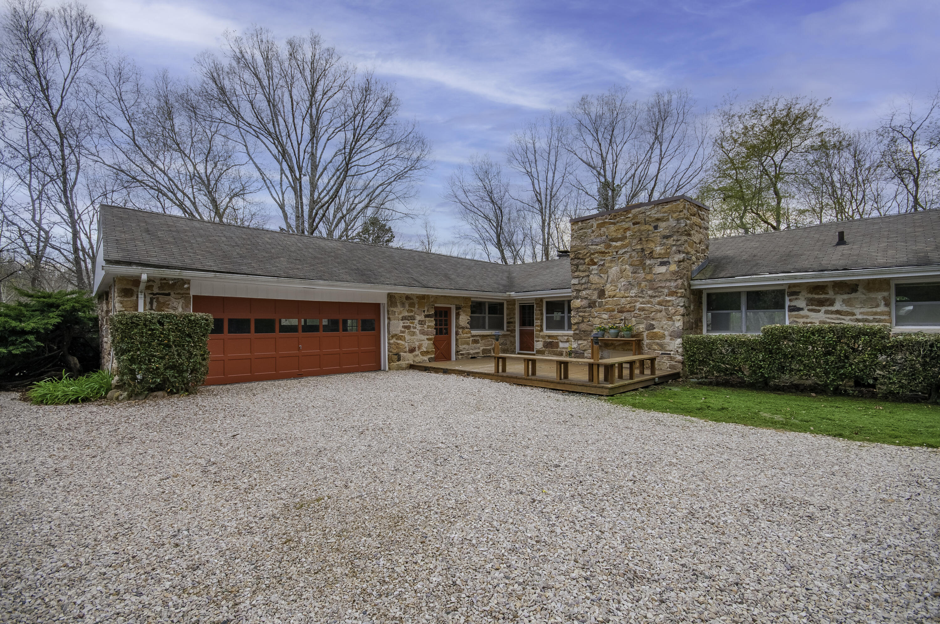386 Fredericksburg Rd