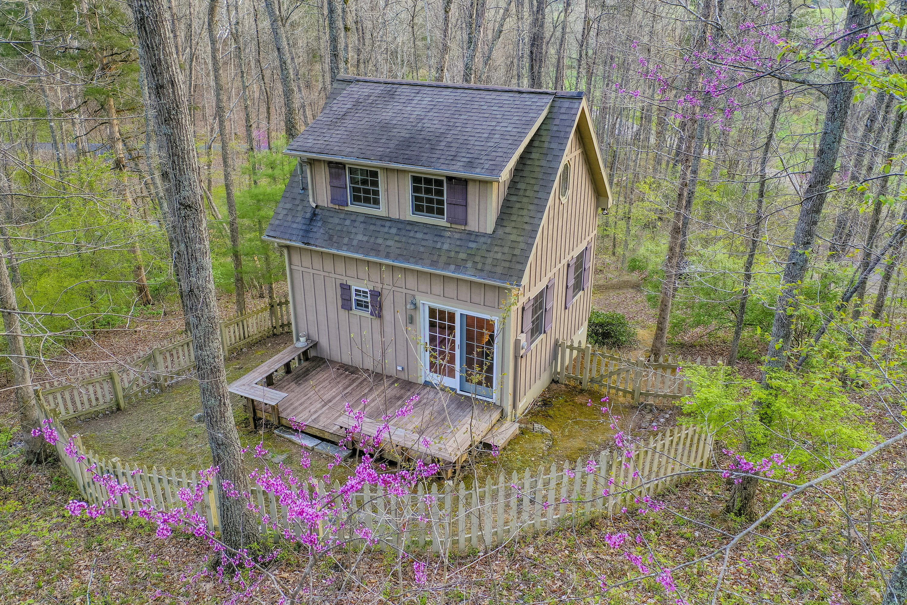 386 Fredericksburg Rd