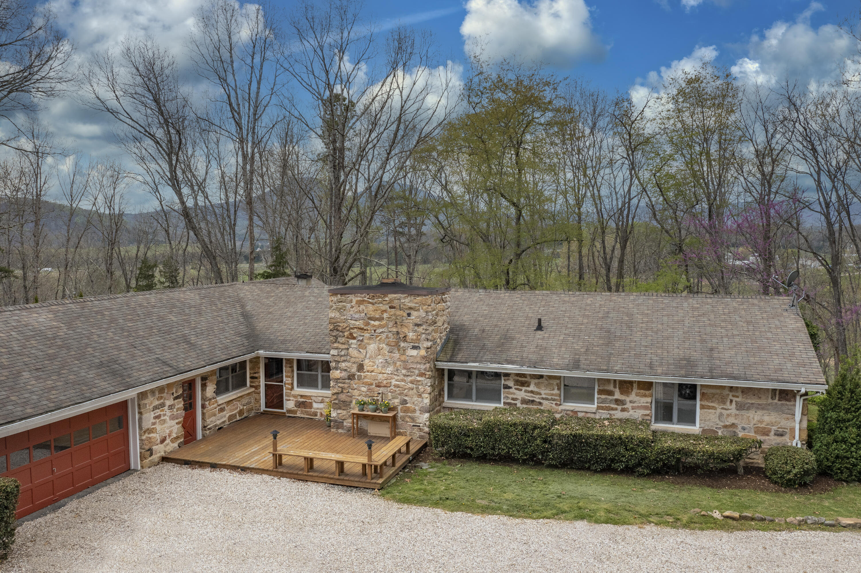 386 Fredericksburg Rd