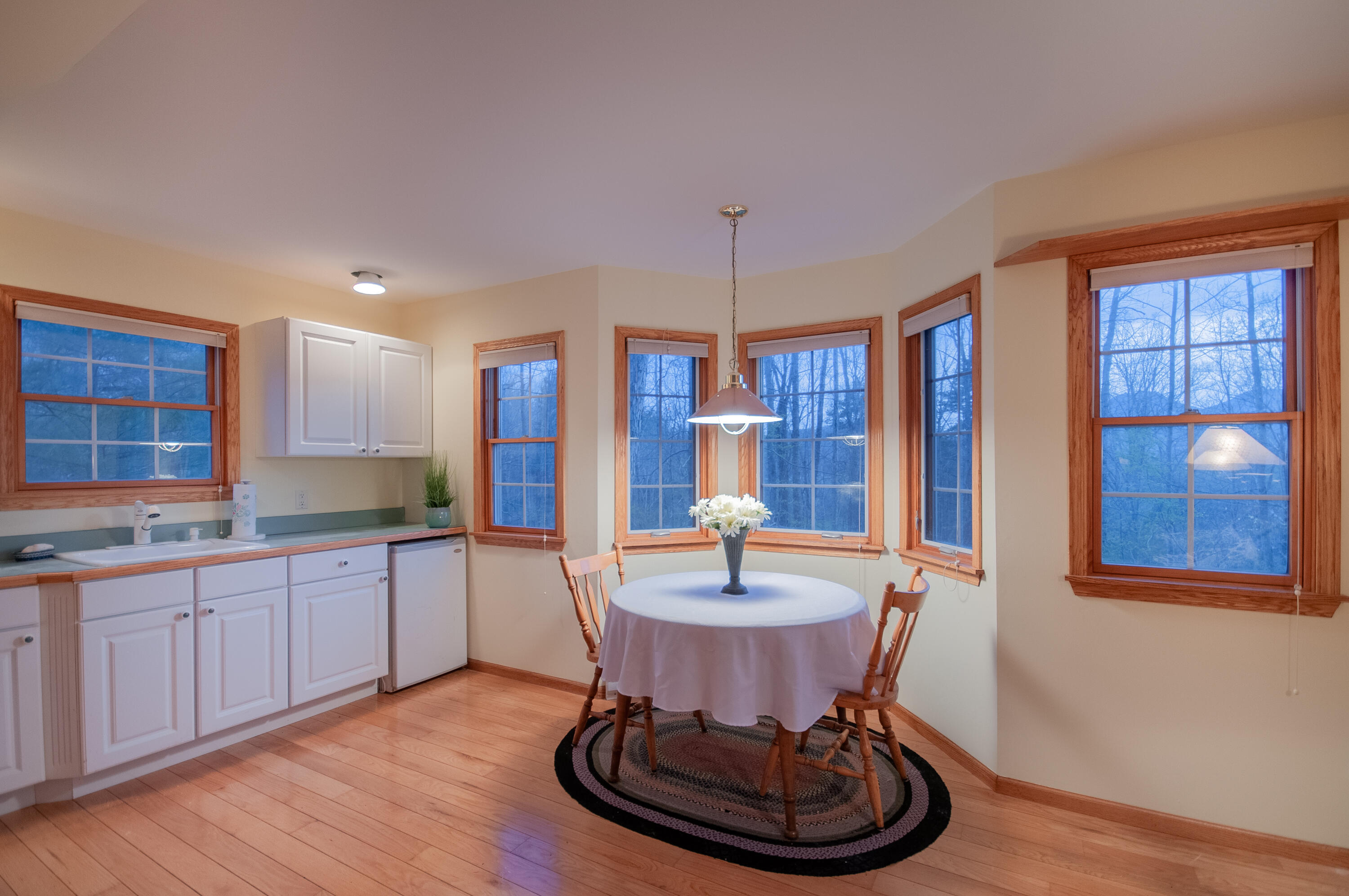 386 Fredericksburg Rd