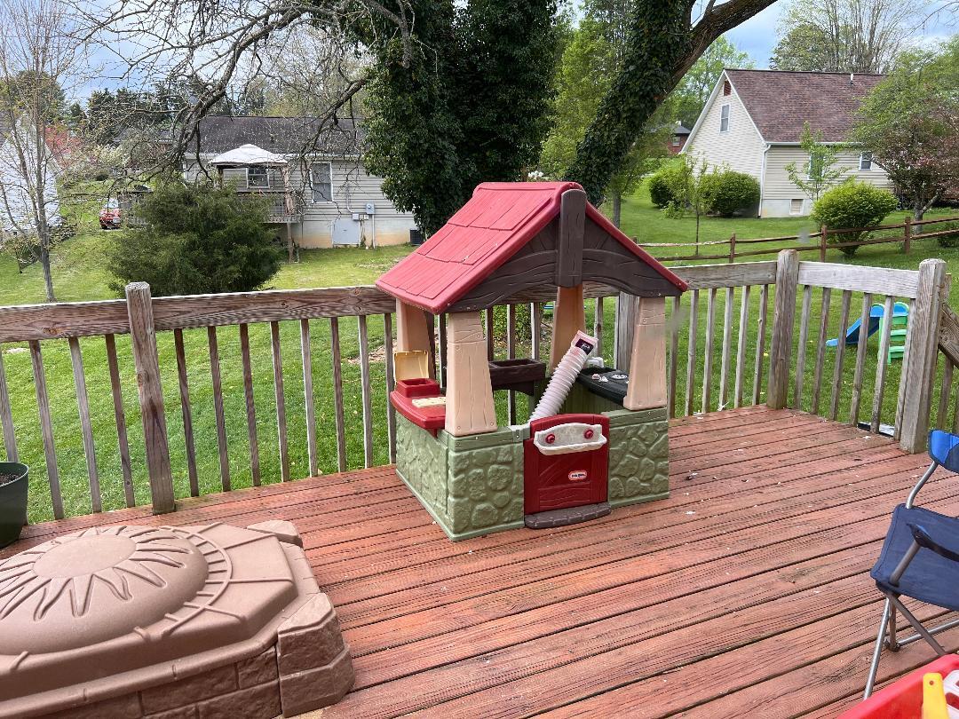 241 Denny Ln