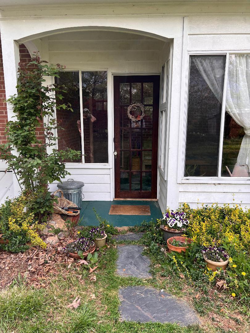 1492 Middlebrook Rd
