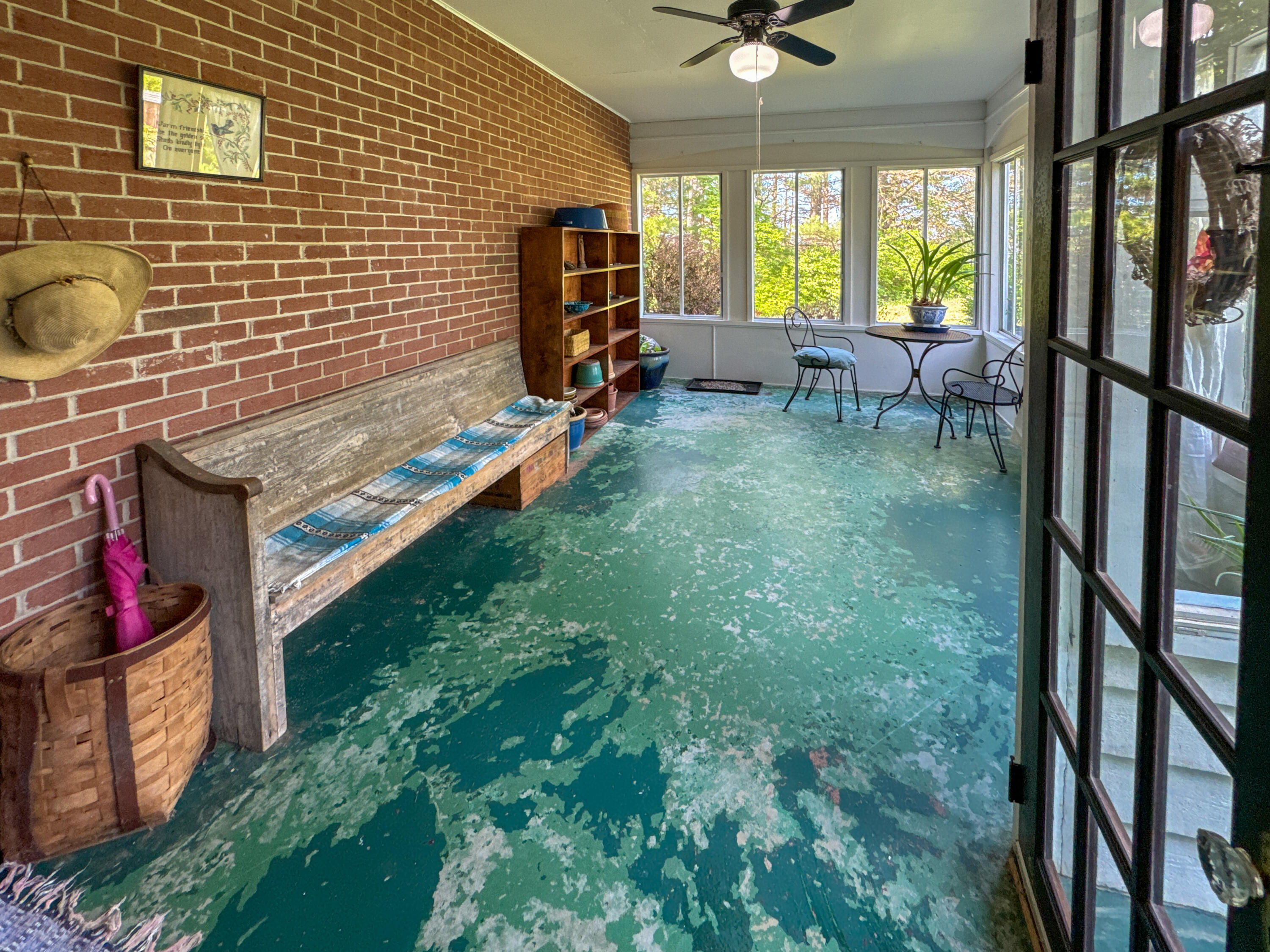 1492 Middlebrook Rd