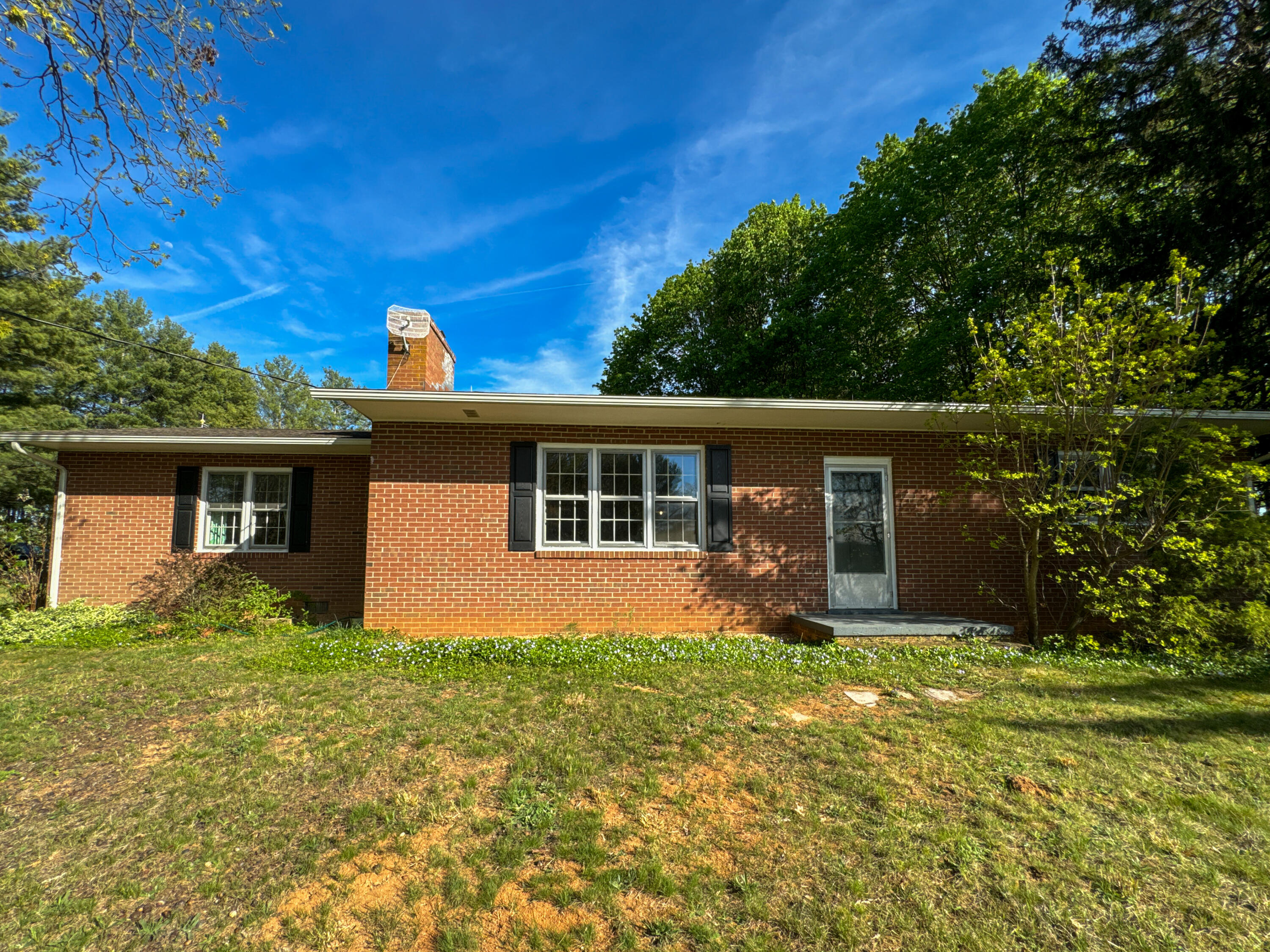 1492 Middlebrook Rd