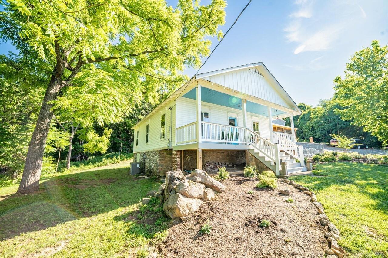 941 Ambrose Rucker Rd