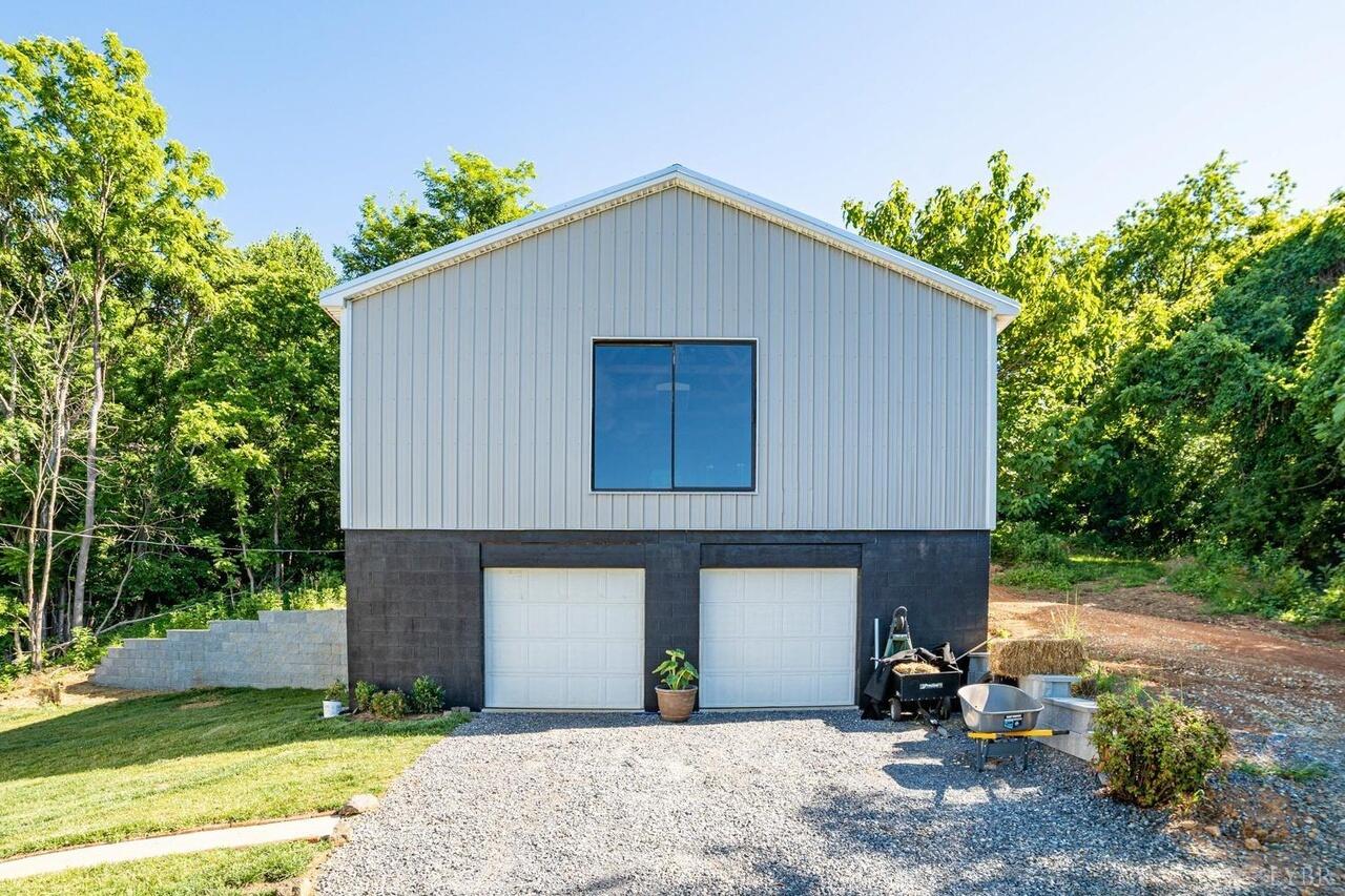 941 Ambrose Rucker Rd