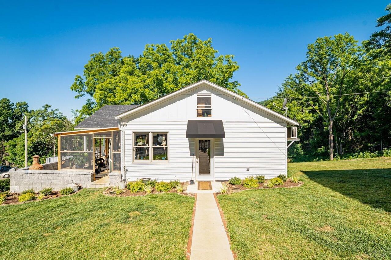 941 Ambrose Rucker Rd