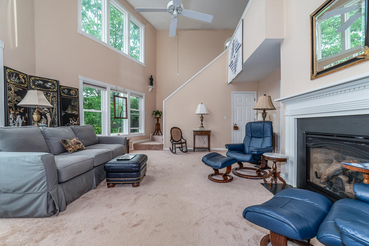 7 Hamilton Dr