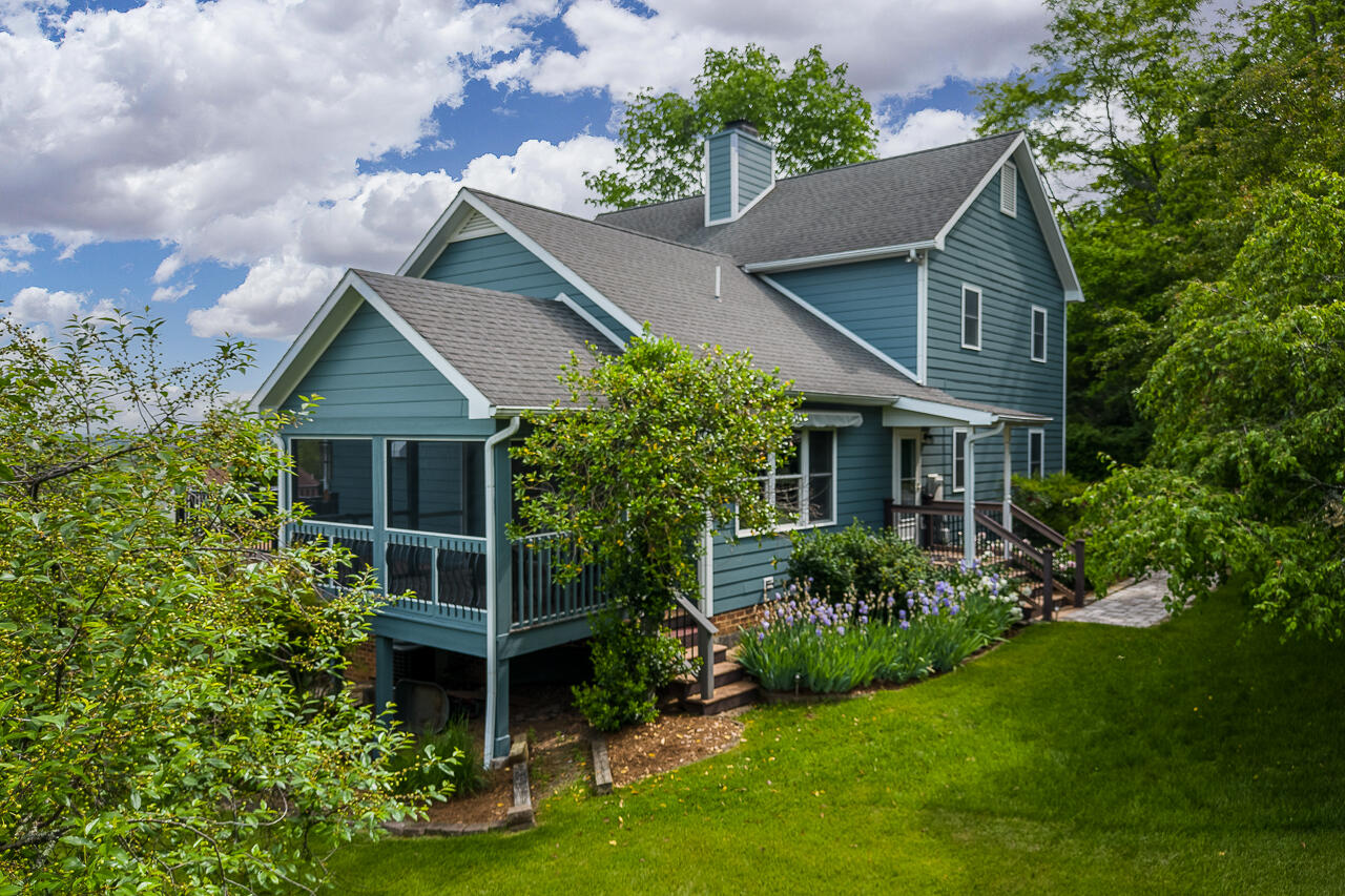 7 Hamilton Dr