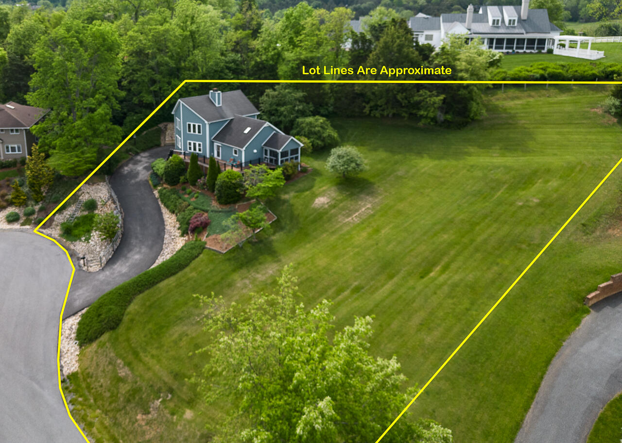 7 Hamilton Dr