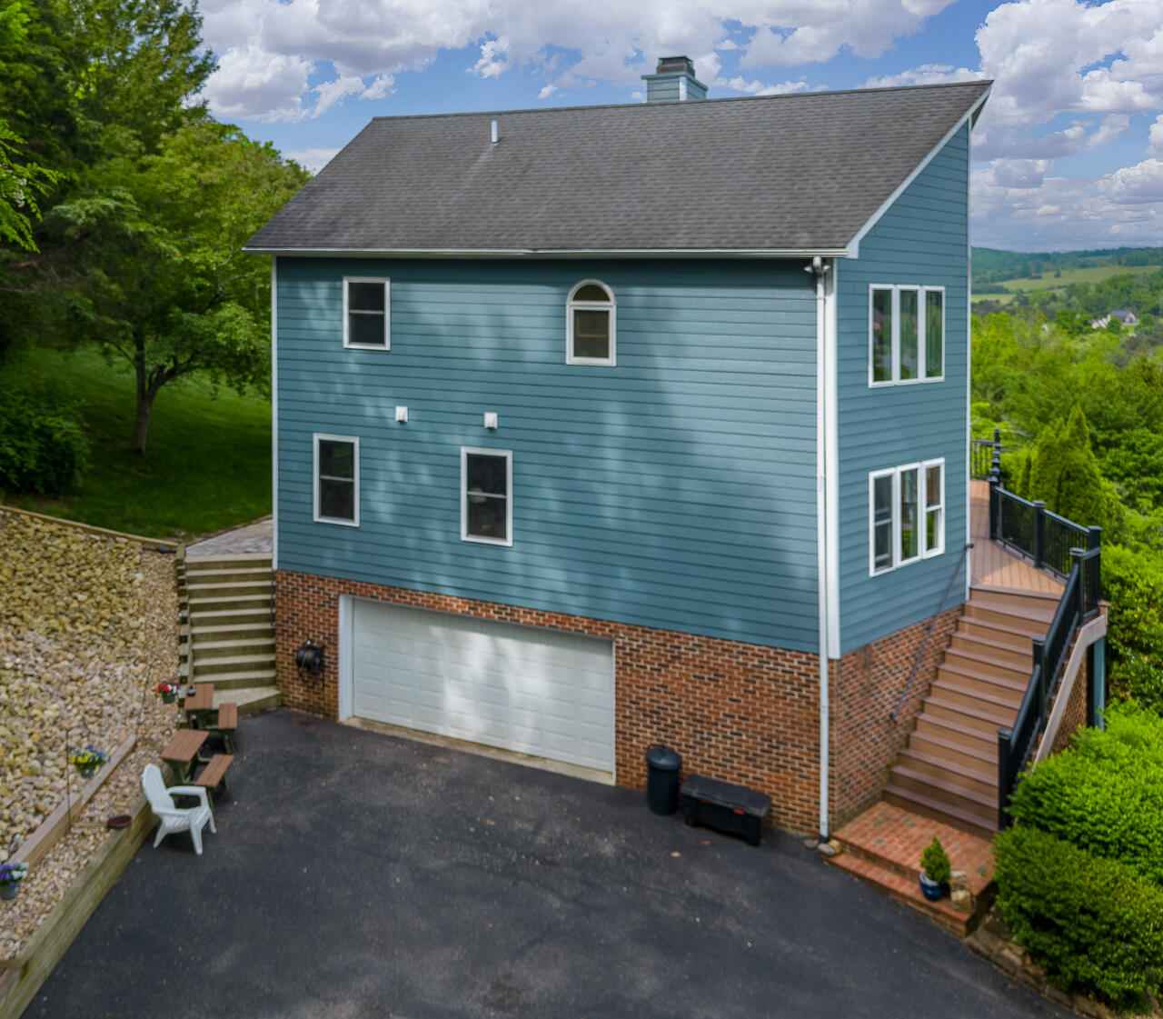 7 Hamilton Dr