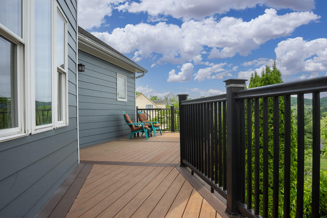 7 Hamilton Dr