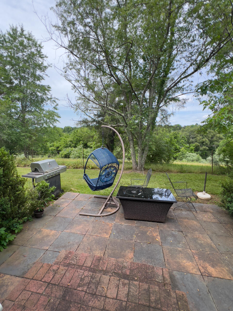 71 Woodridge Ln