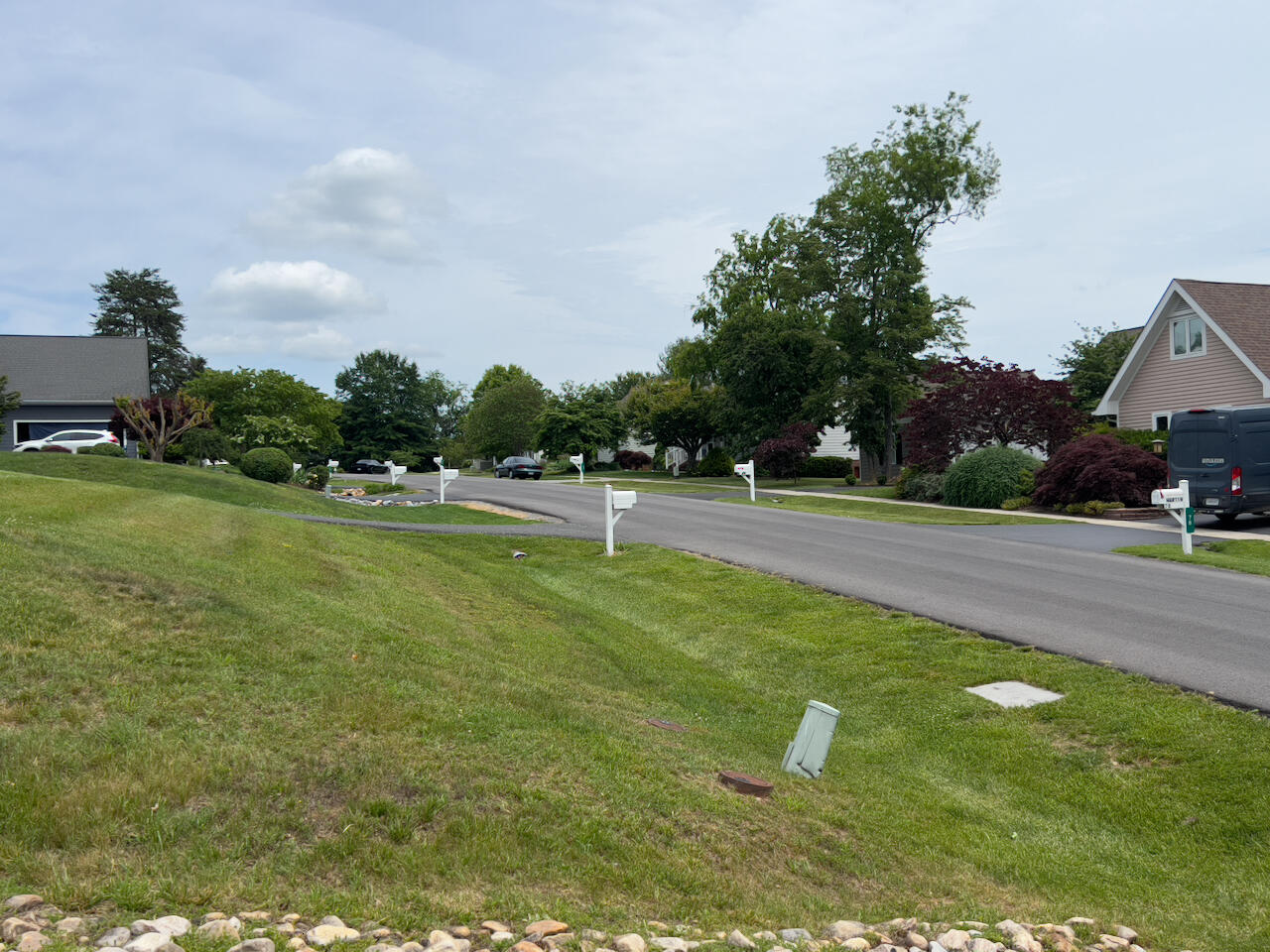 71 Woodridge Ln