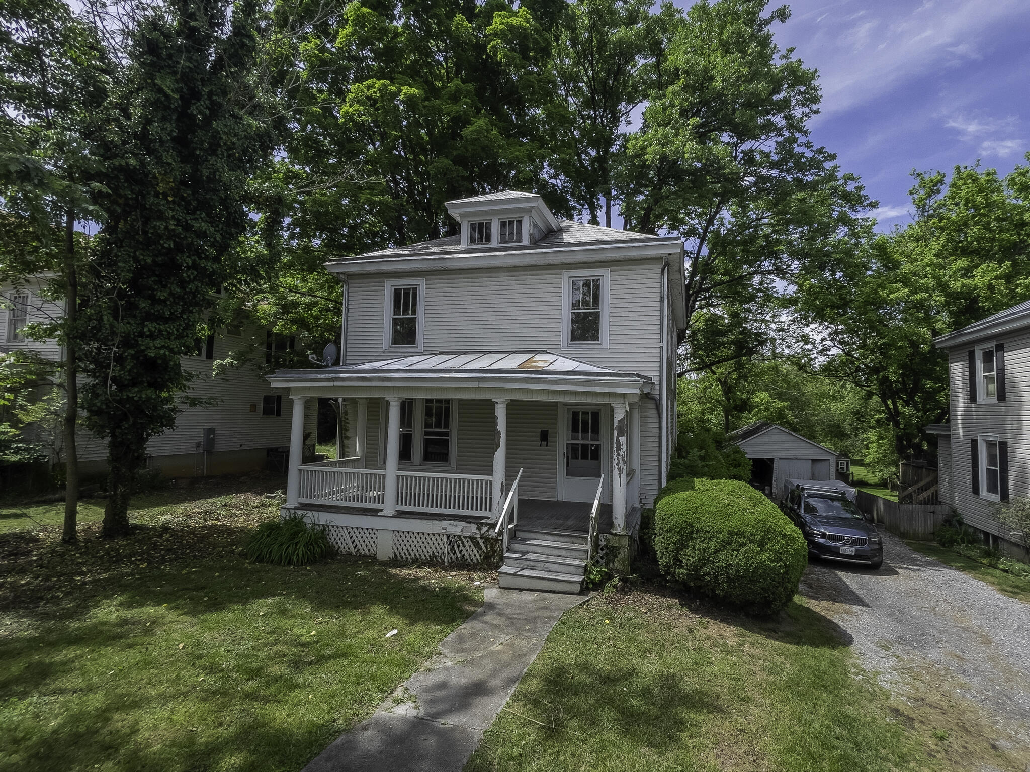 513 Taylor St