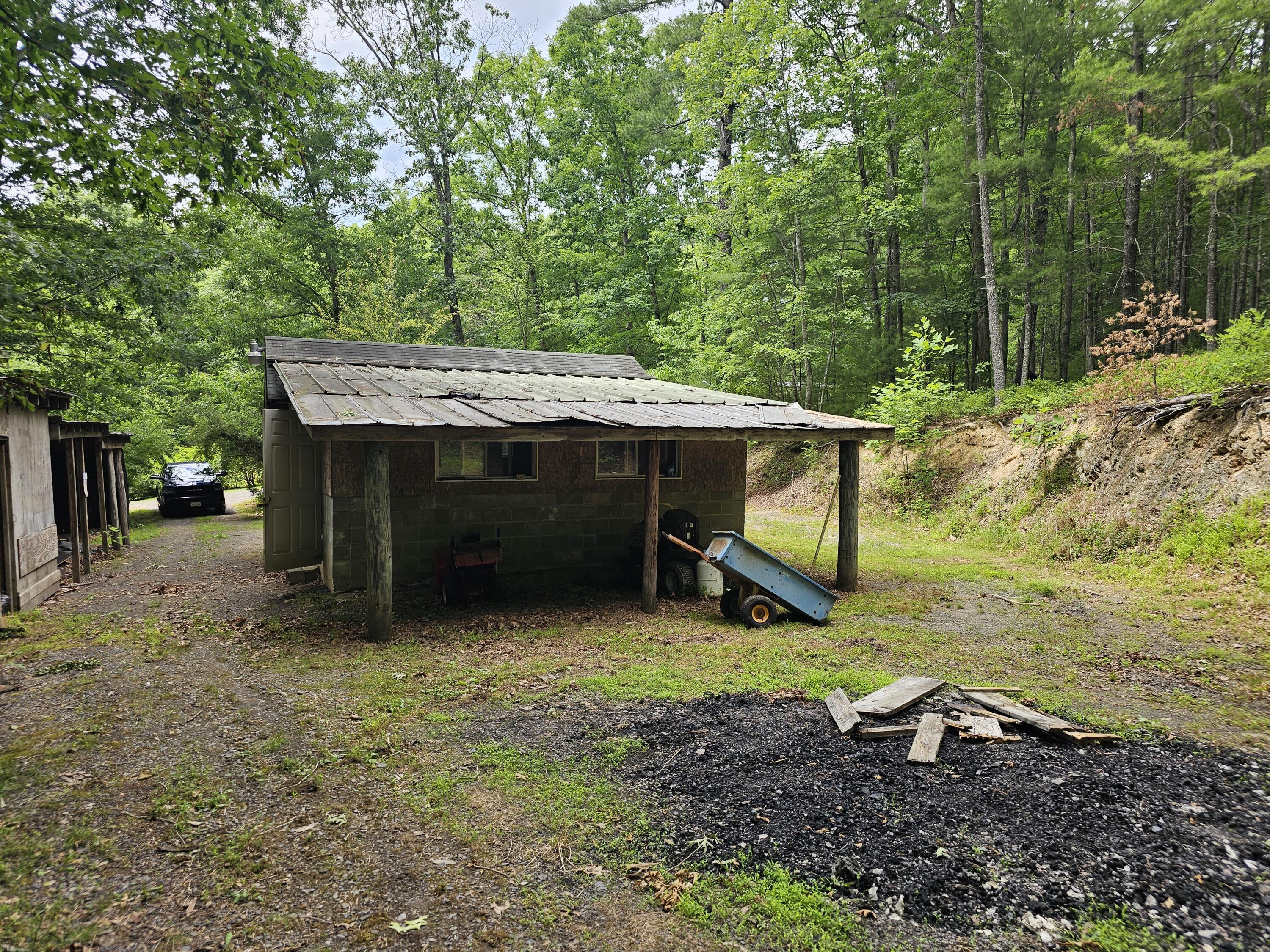 159 Seldom Seen Holler