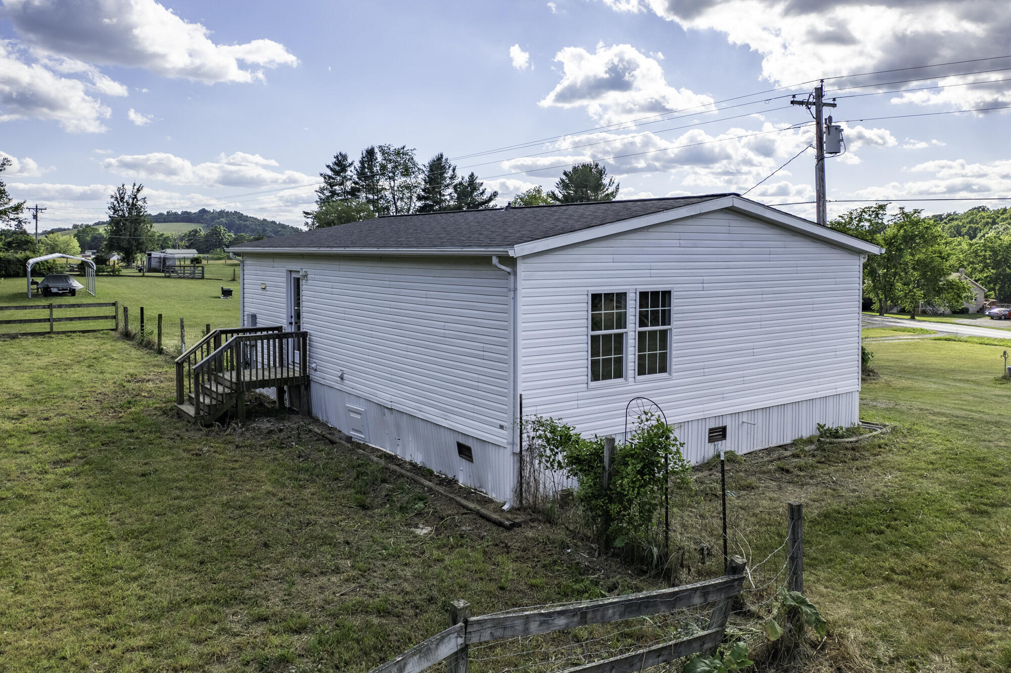 1550 Ridge Rd