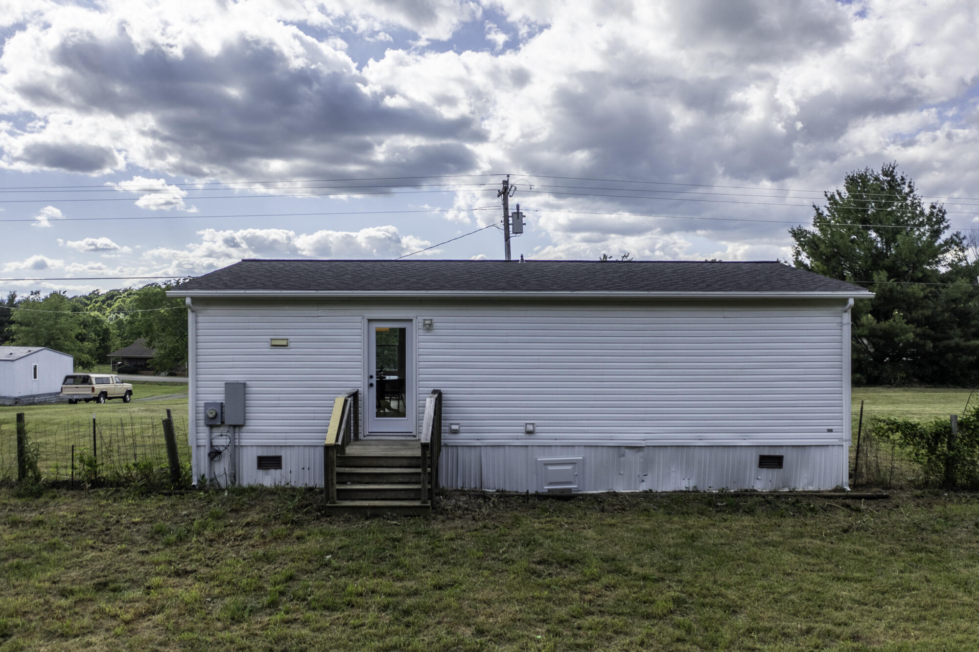 1550 Ridge Rd