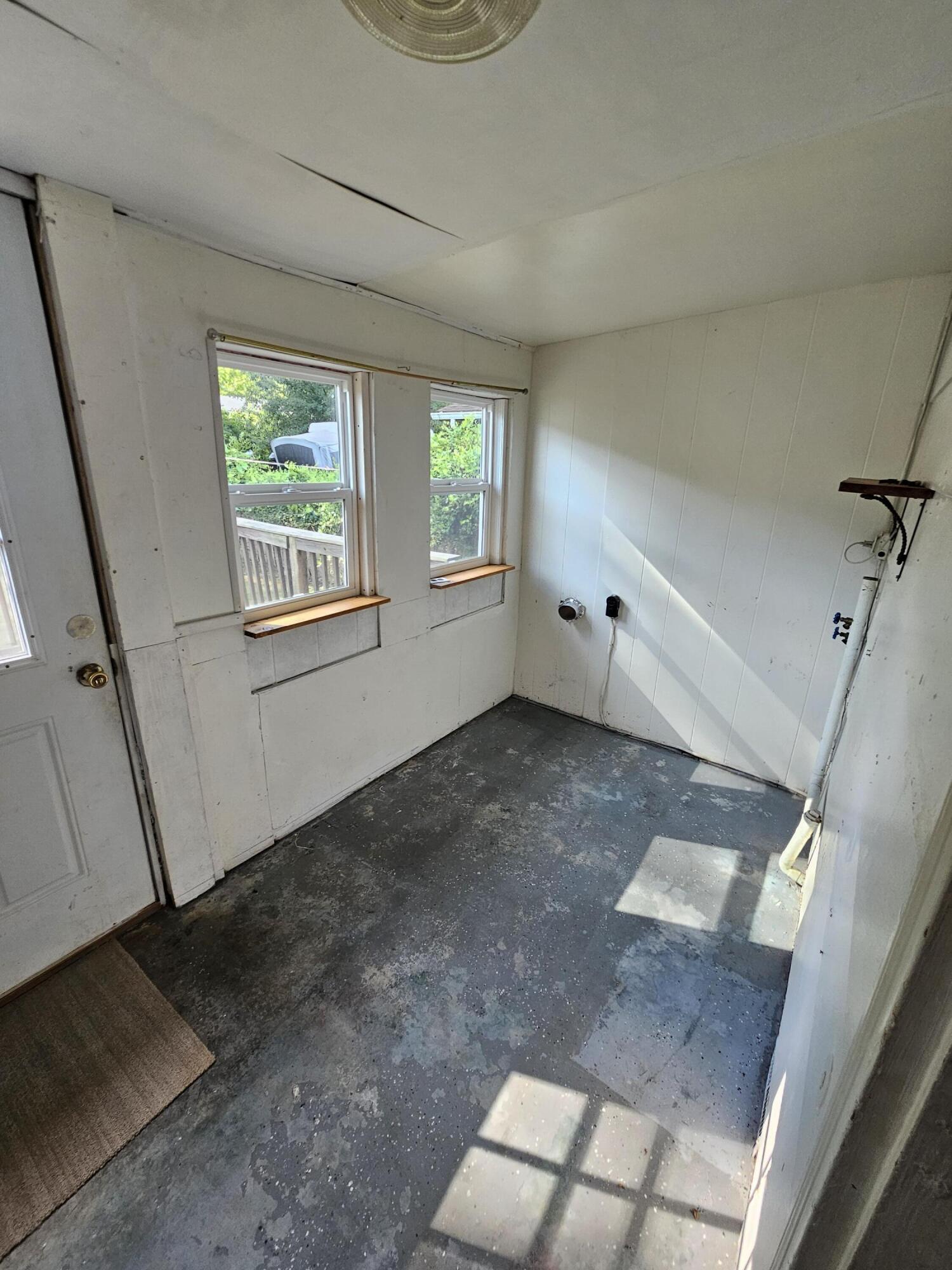 1318 Cedar Ave