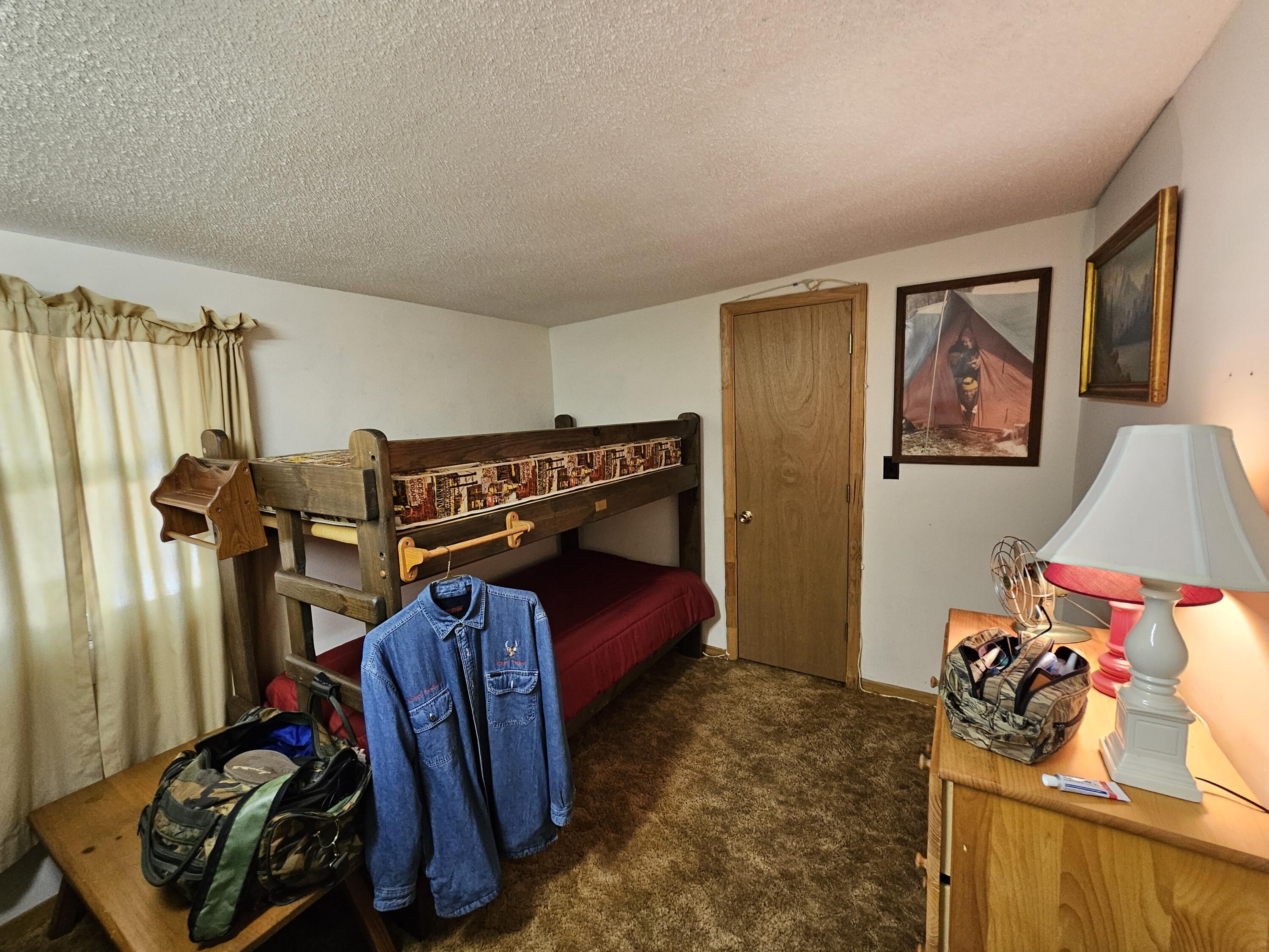557 Texas Ln