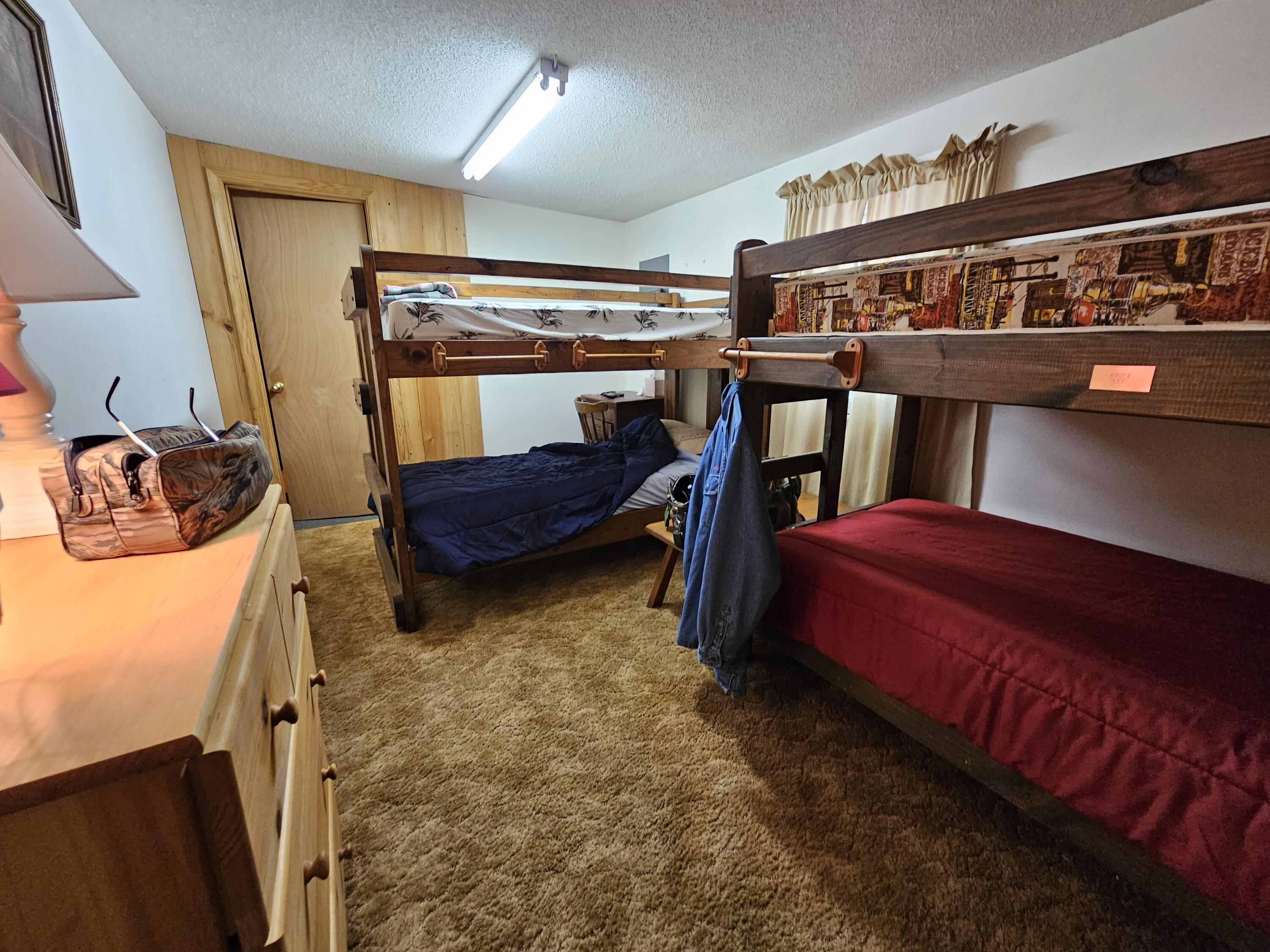 557 Texas Ln
