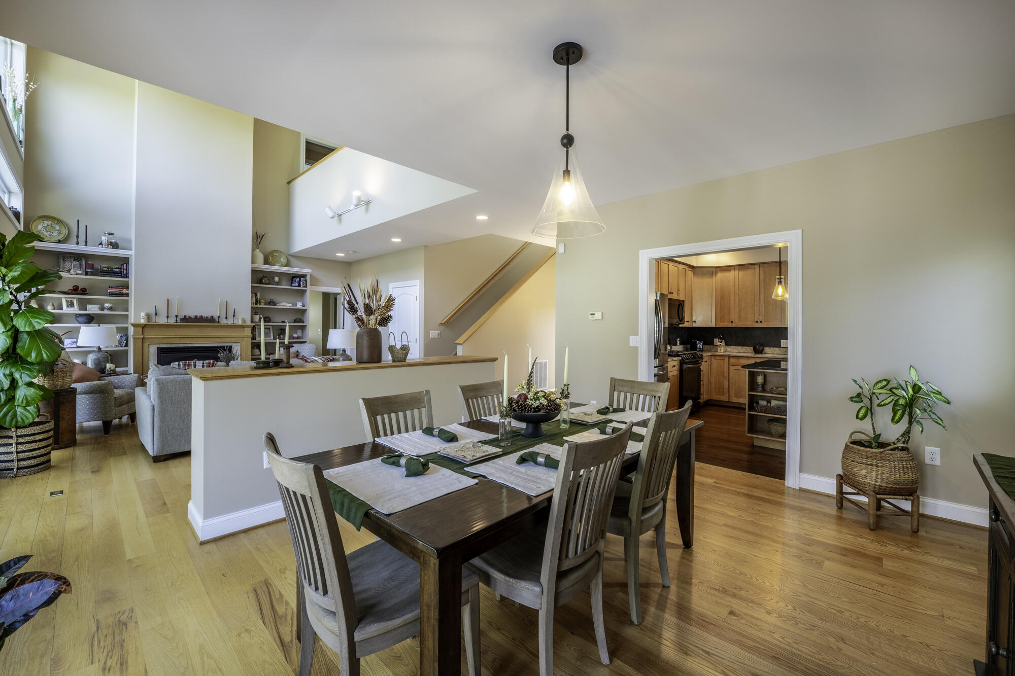 89 Woodridge Ln