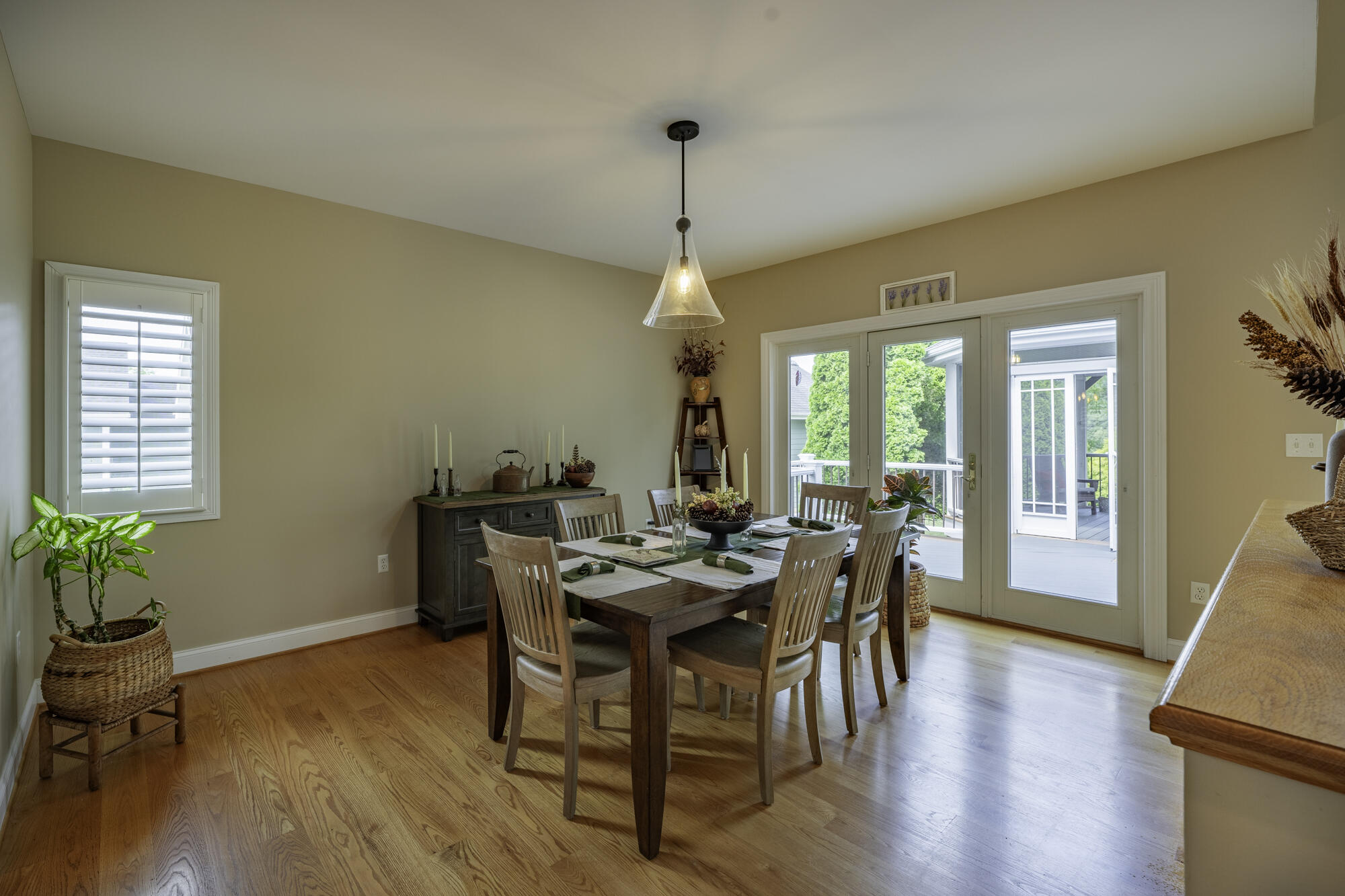 89 Woodridge Ln