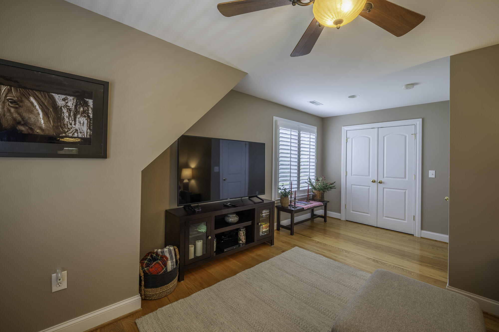 89 Woodridge Ln