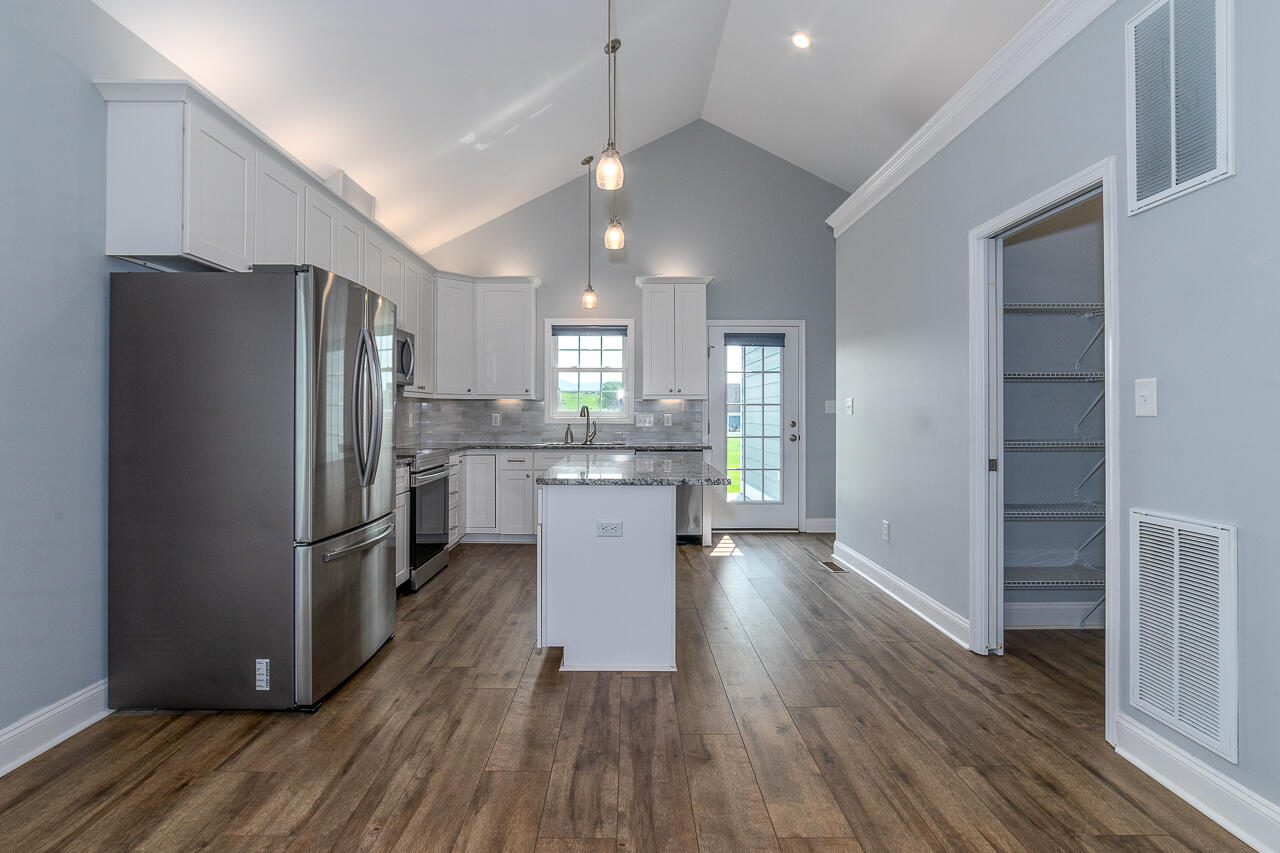 19 George William Ln