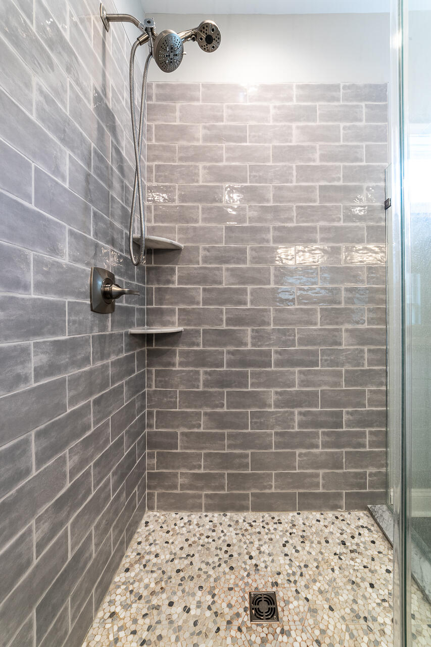 19 George William Ln