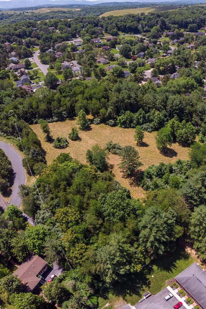 4.411 acre Shenandoah Rd