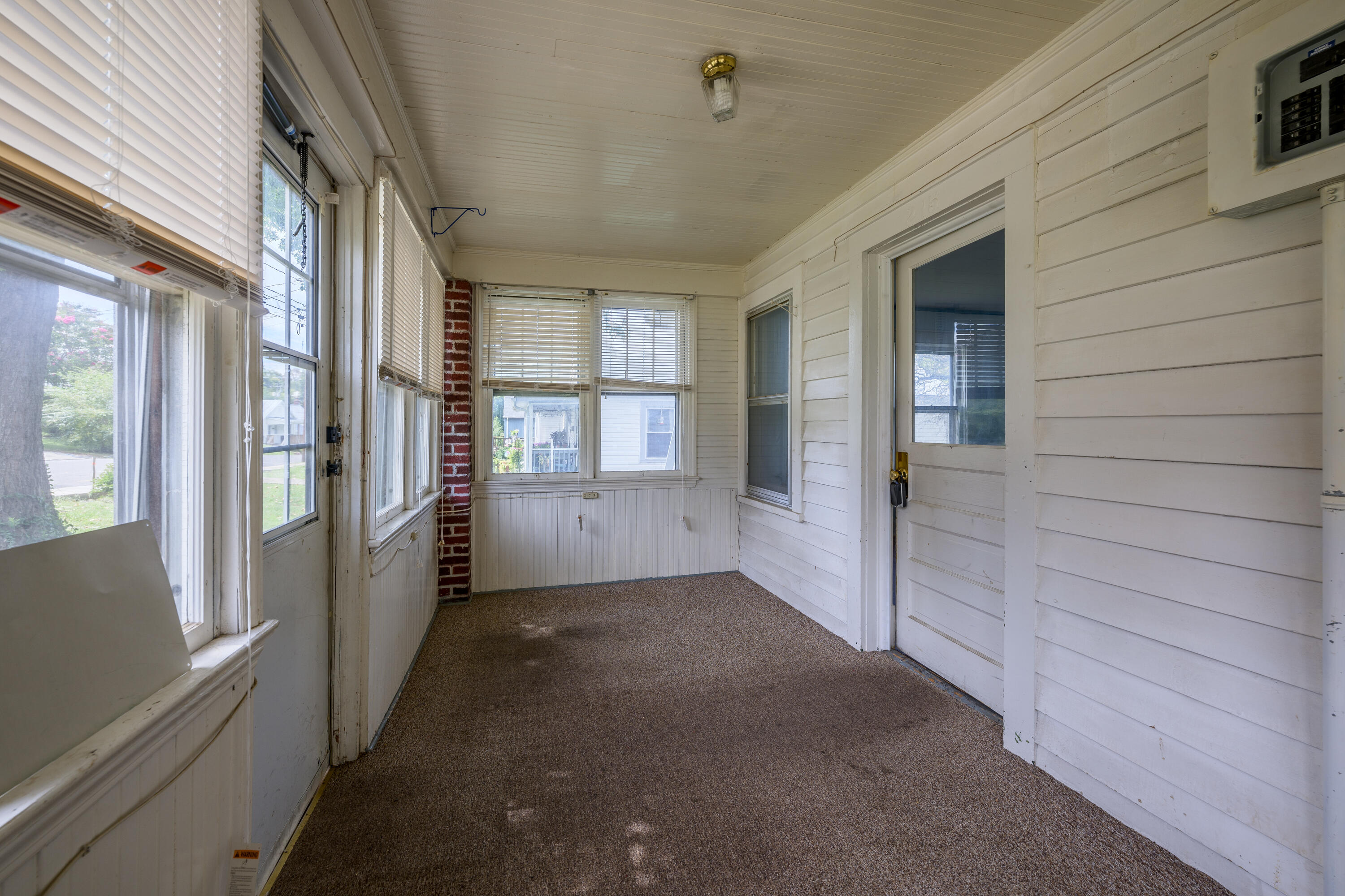 209 Taylor St