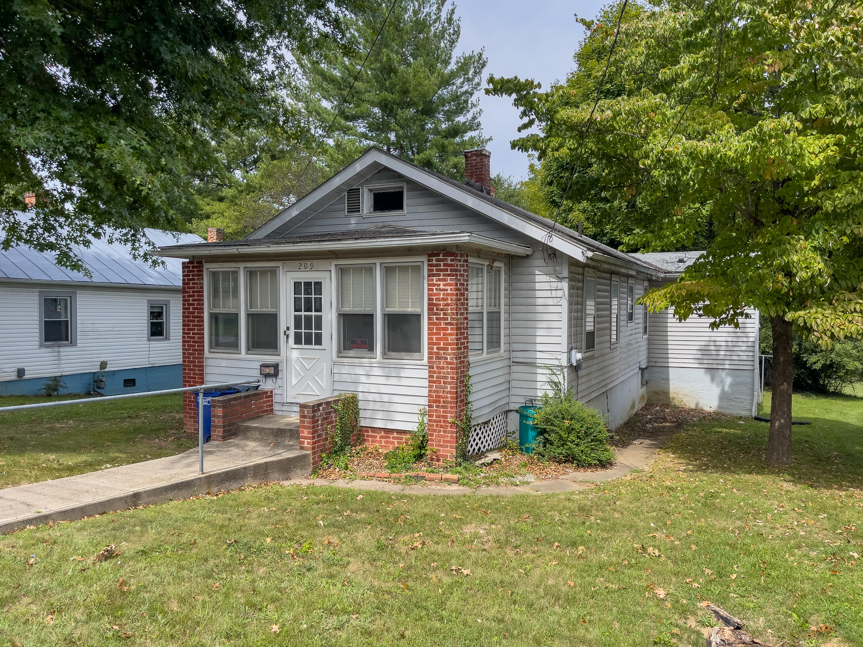 209 Taylor St