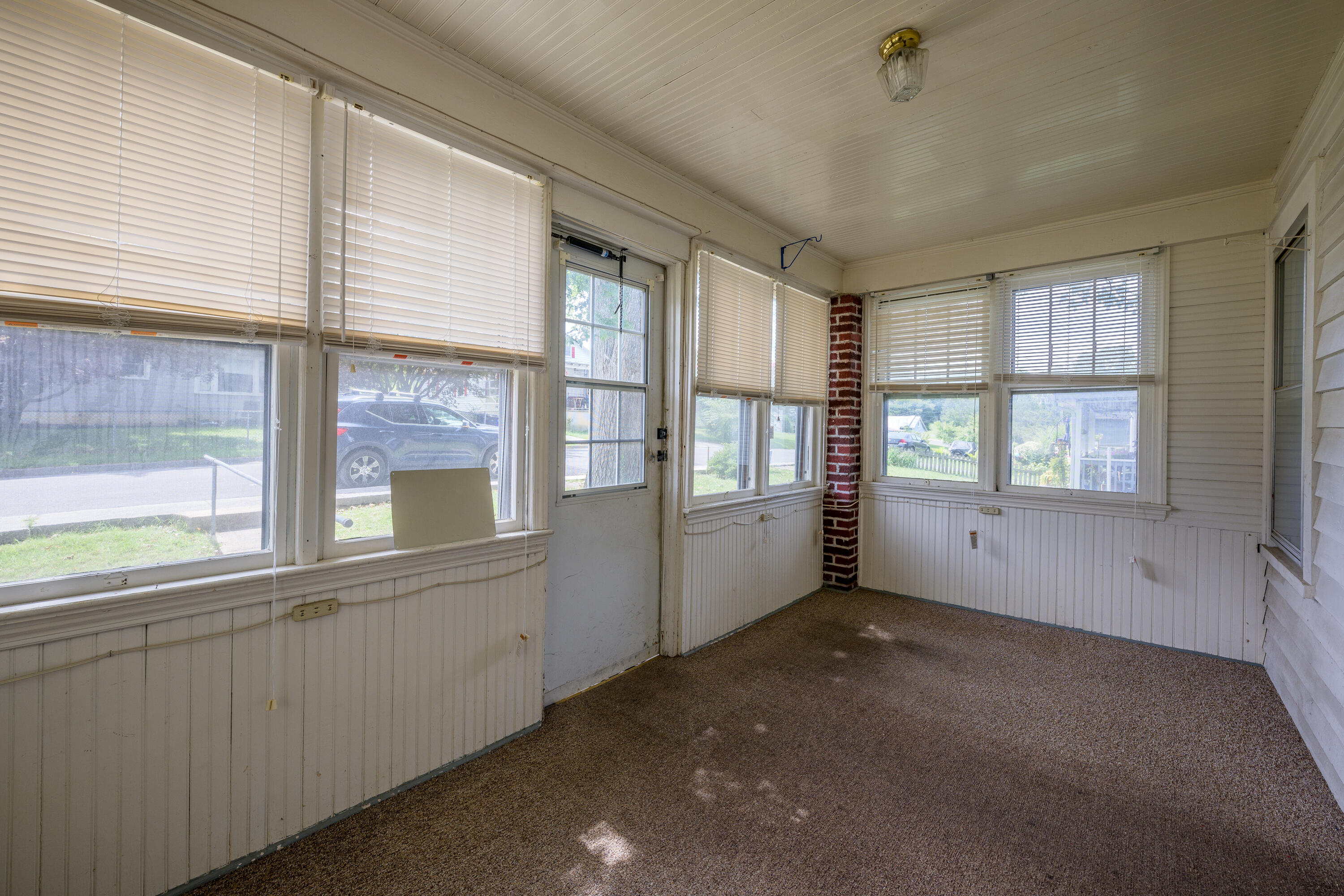 209 Taylor St