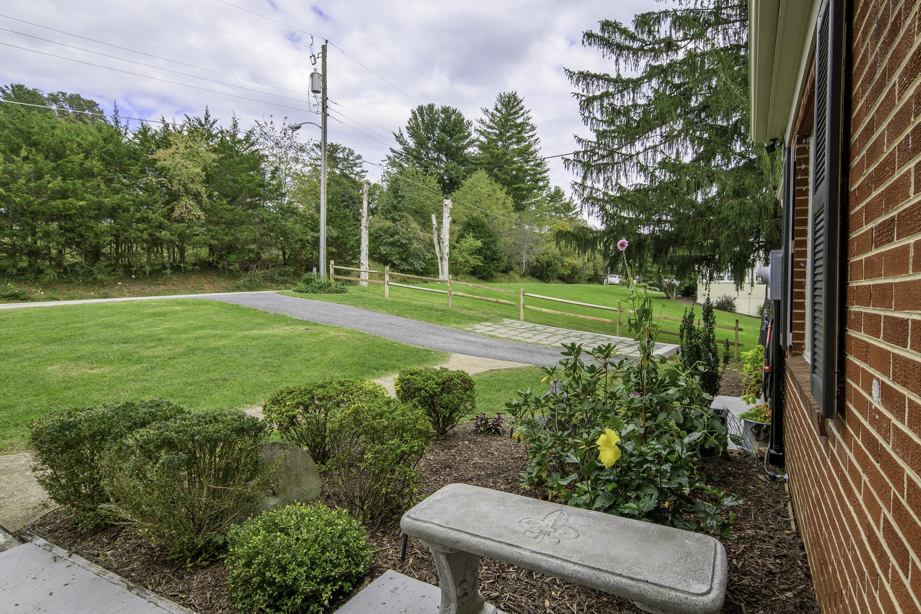 13 Hunter Hill, Extension Rd