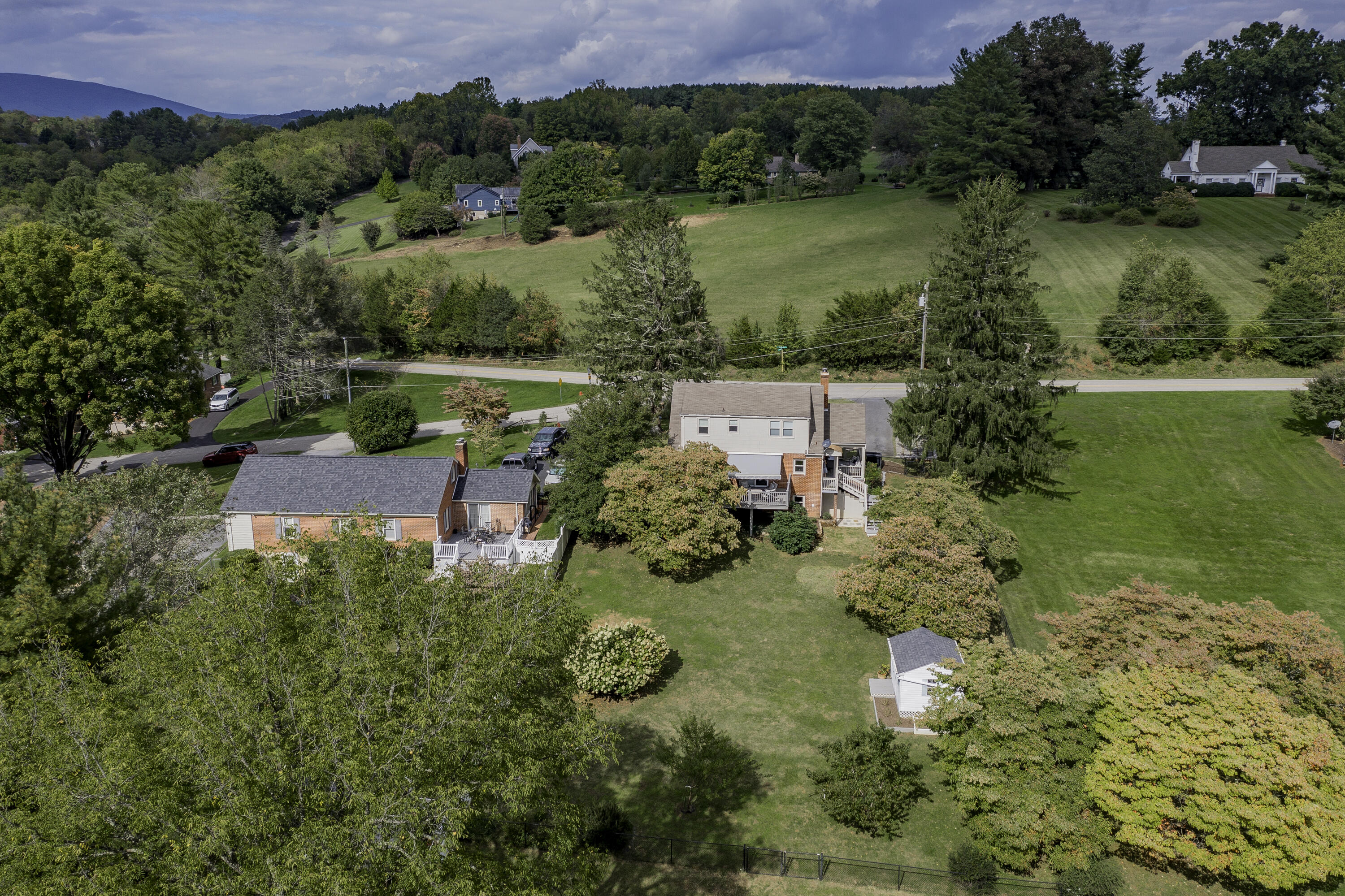 13 Hunter Hill, Extension Rd