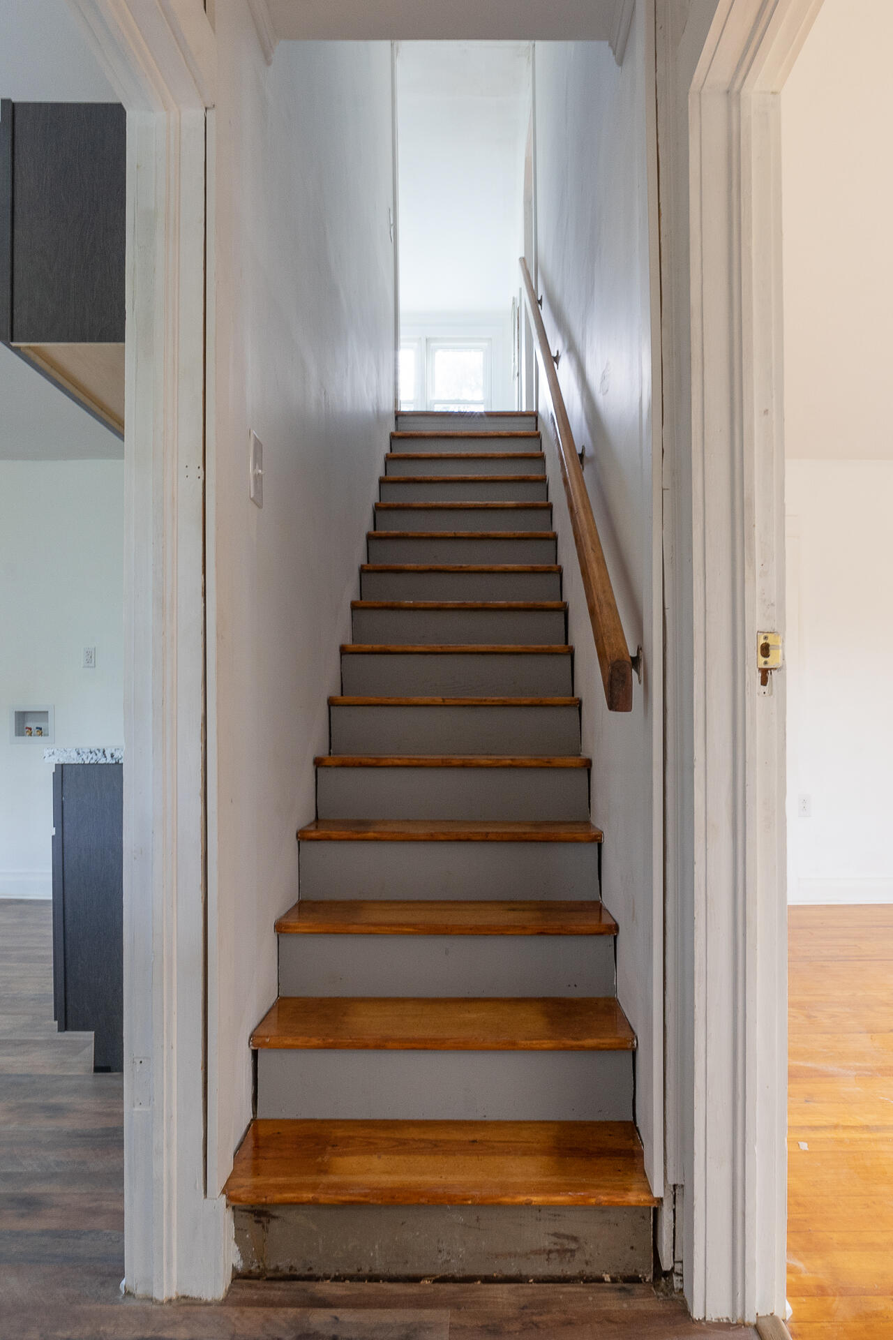 93 Cameron St