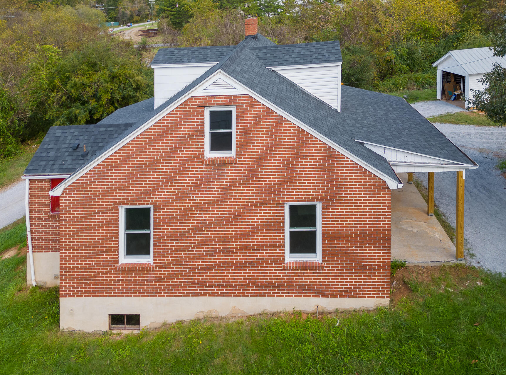 93 Cameron St