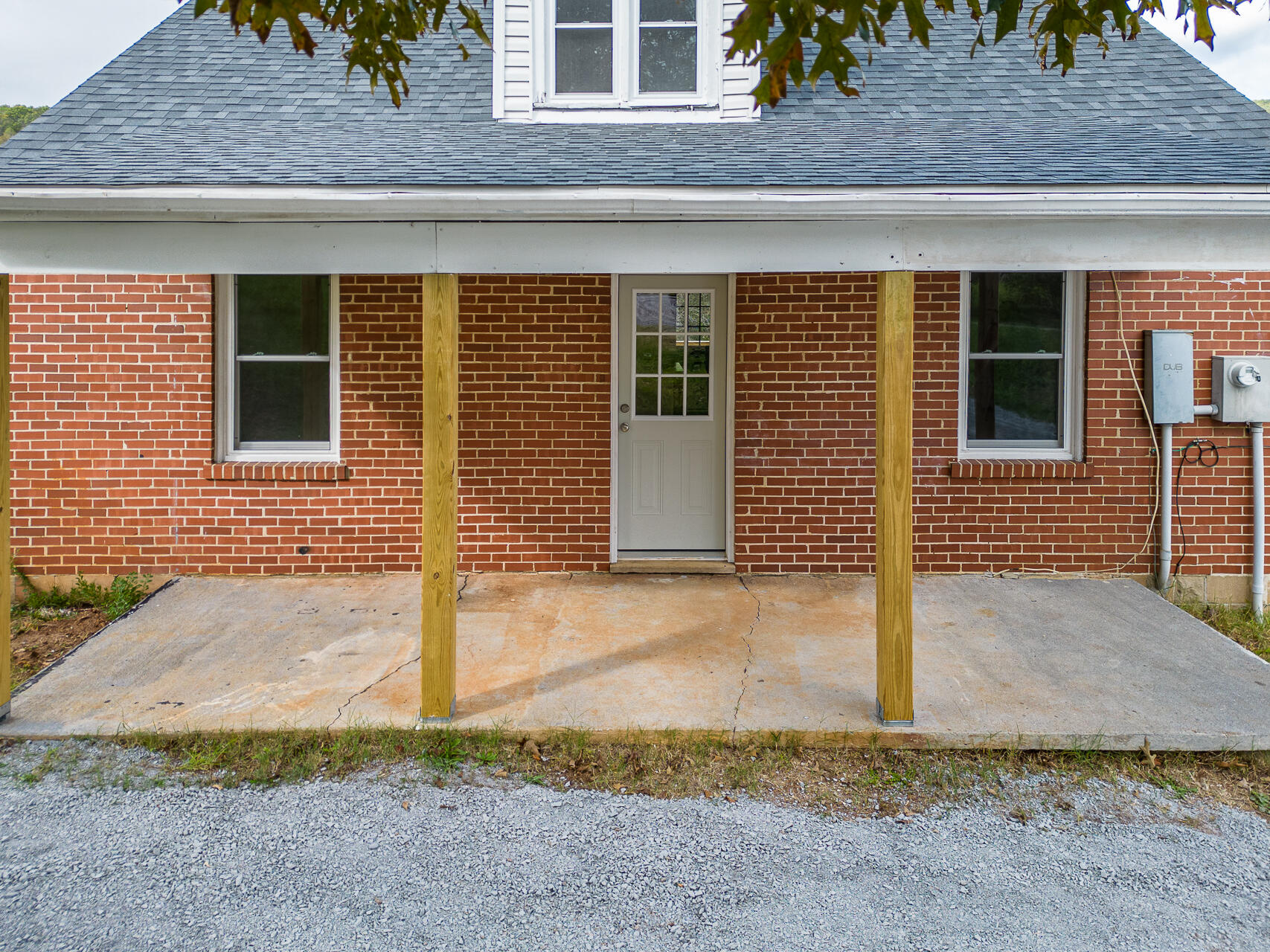 93 Cameron St