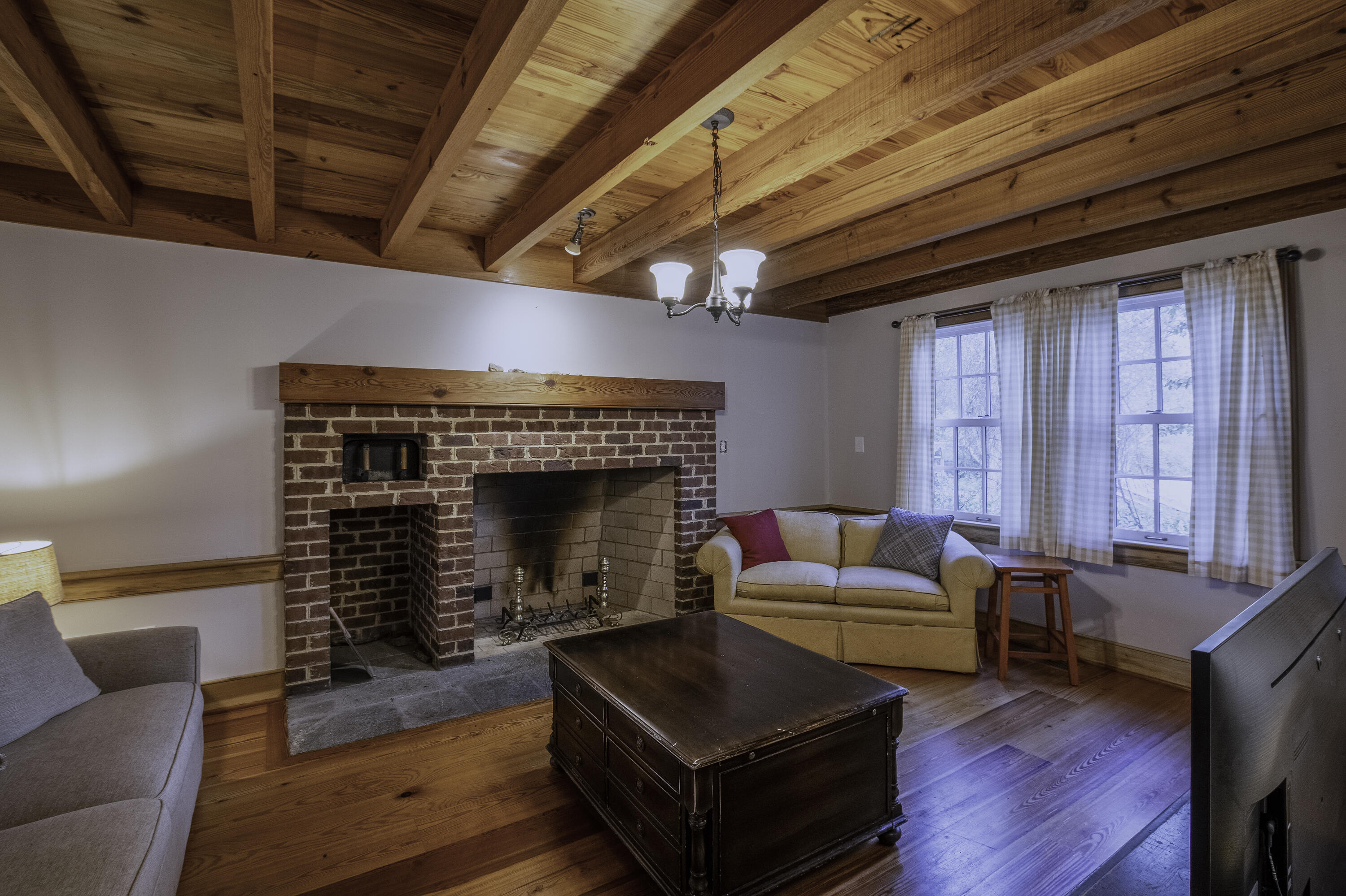 1997 Timber Ridge Rd