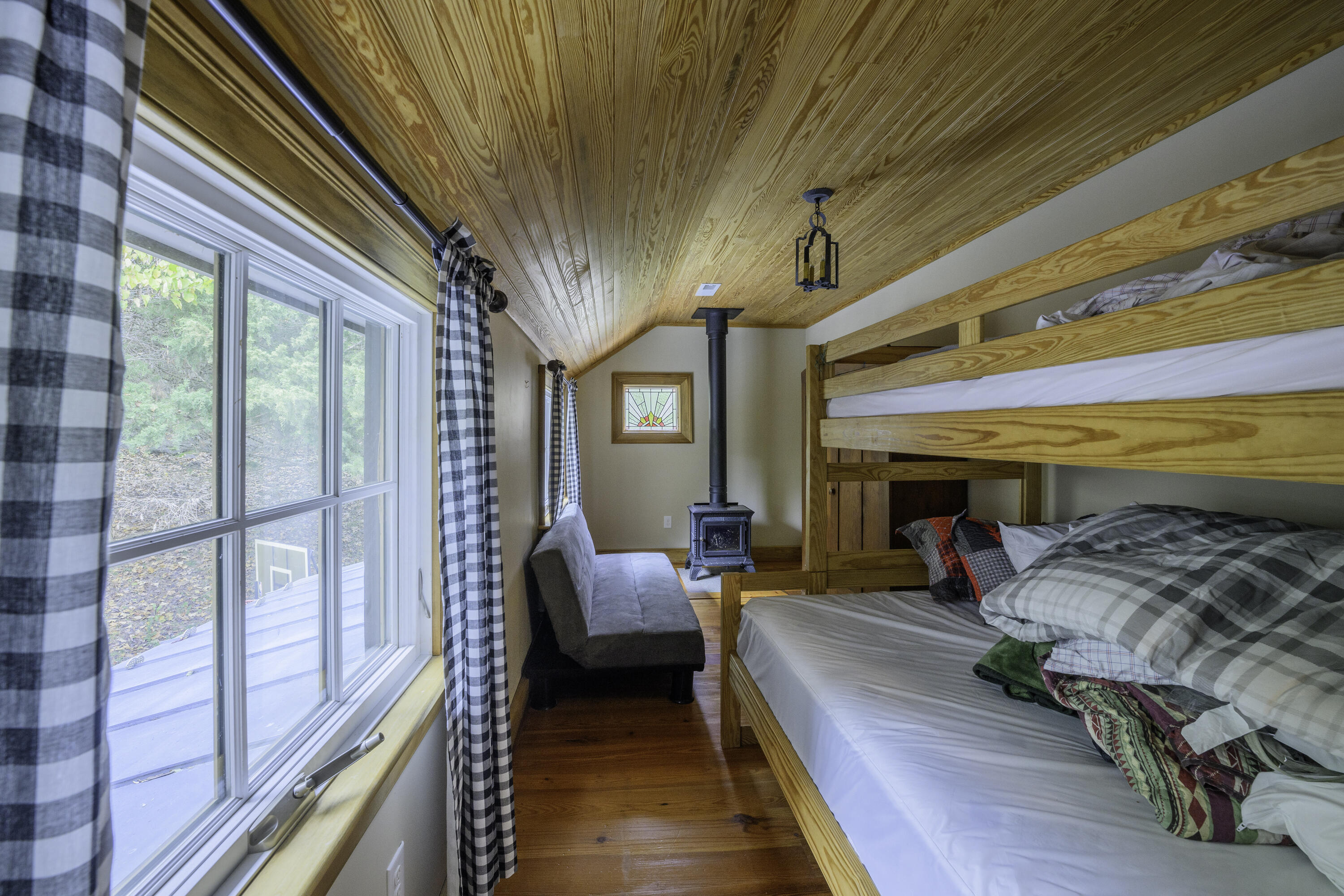 1997 Timber Ridge Rd