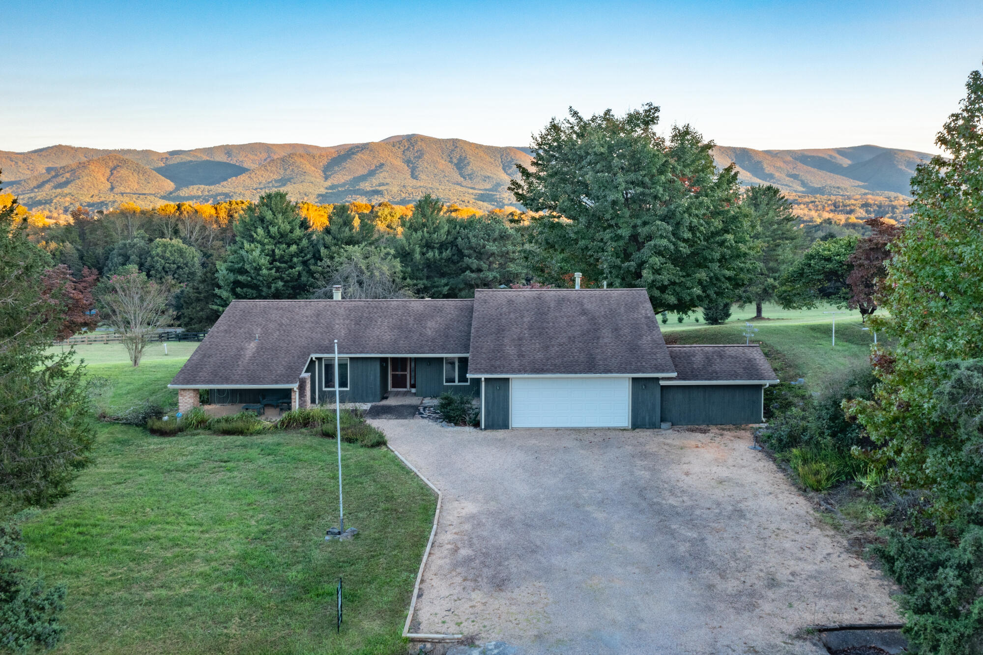 79 Reese Ridge Ln