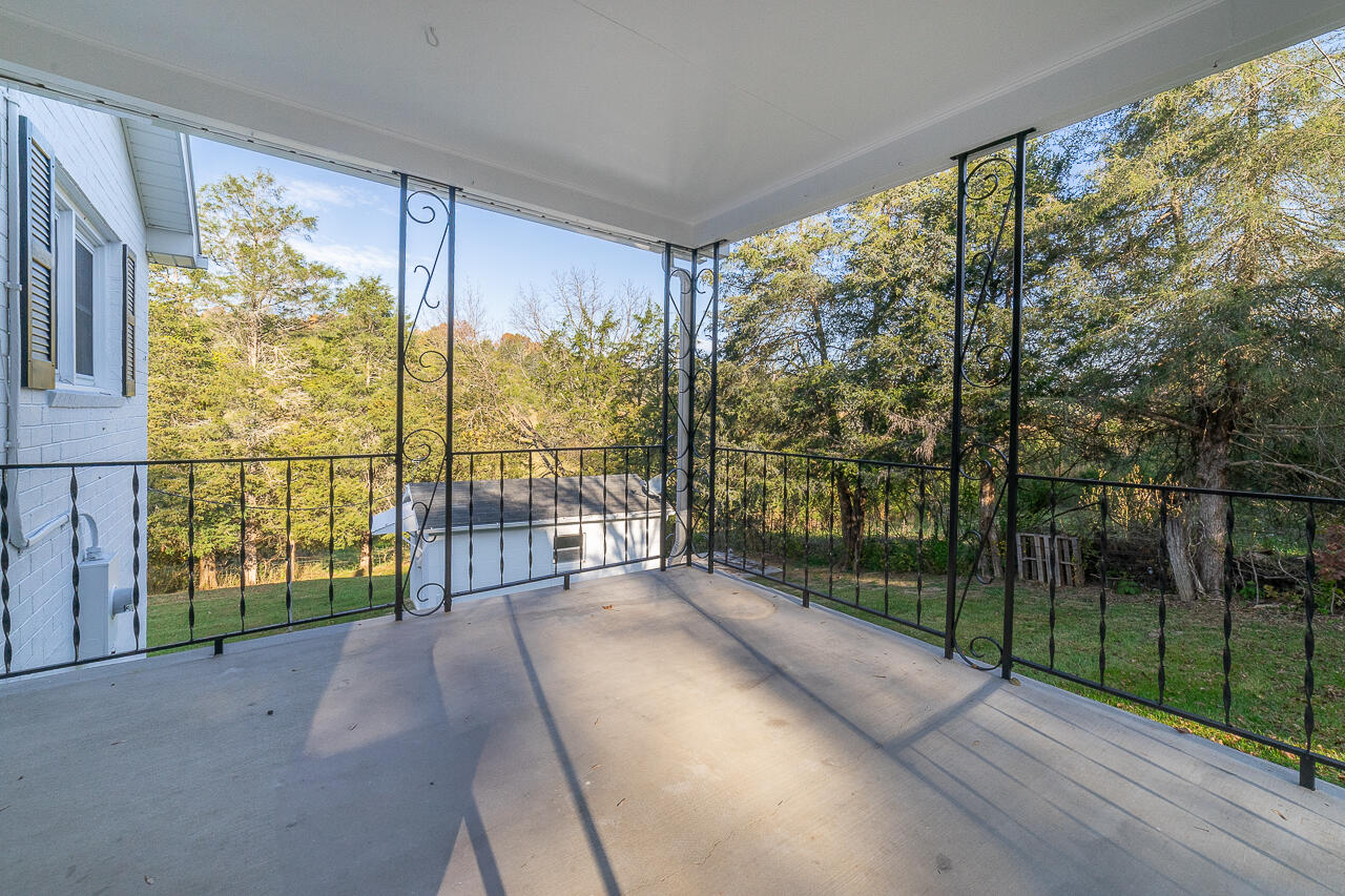 300 Wesley Chapel Rd