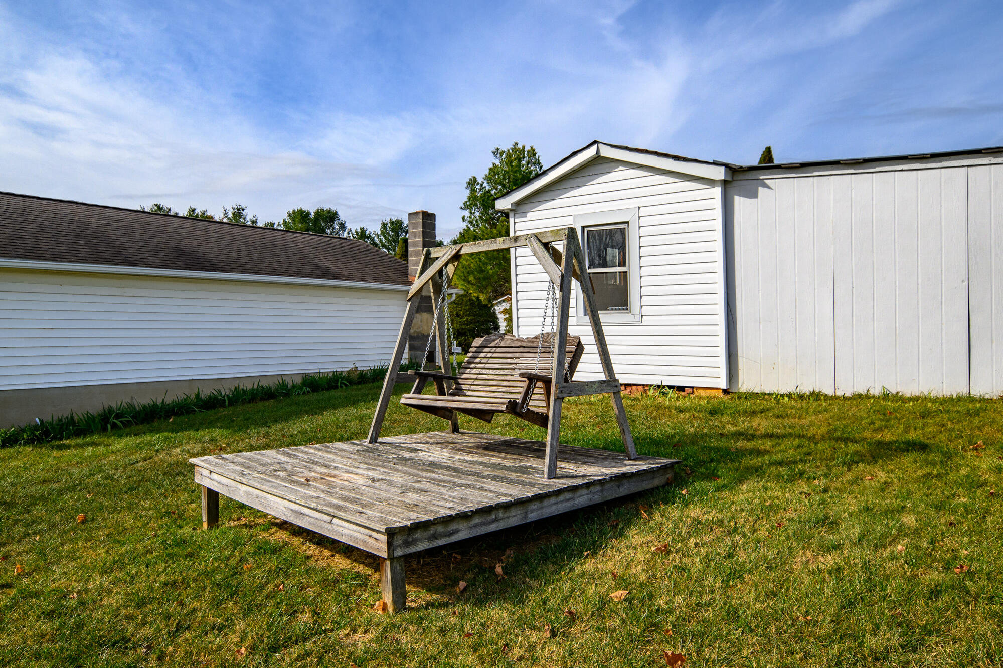 5660 Borden Grant Trl