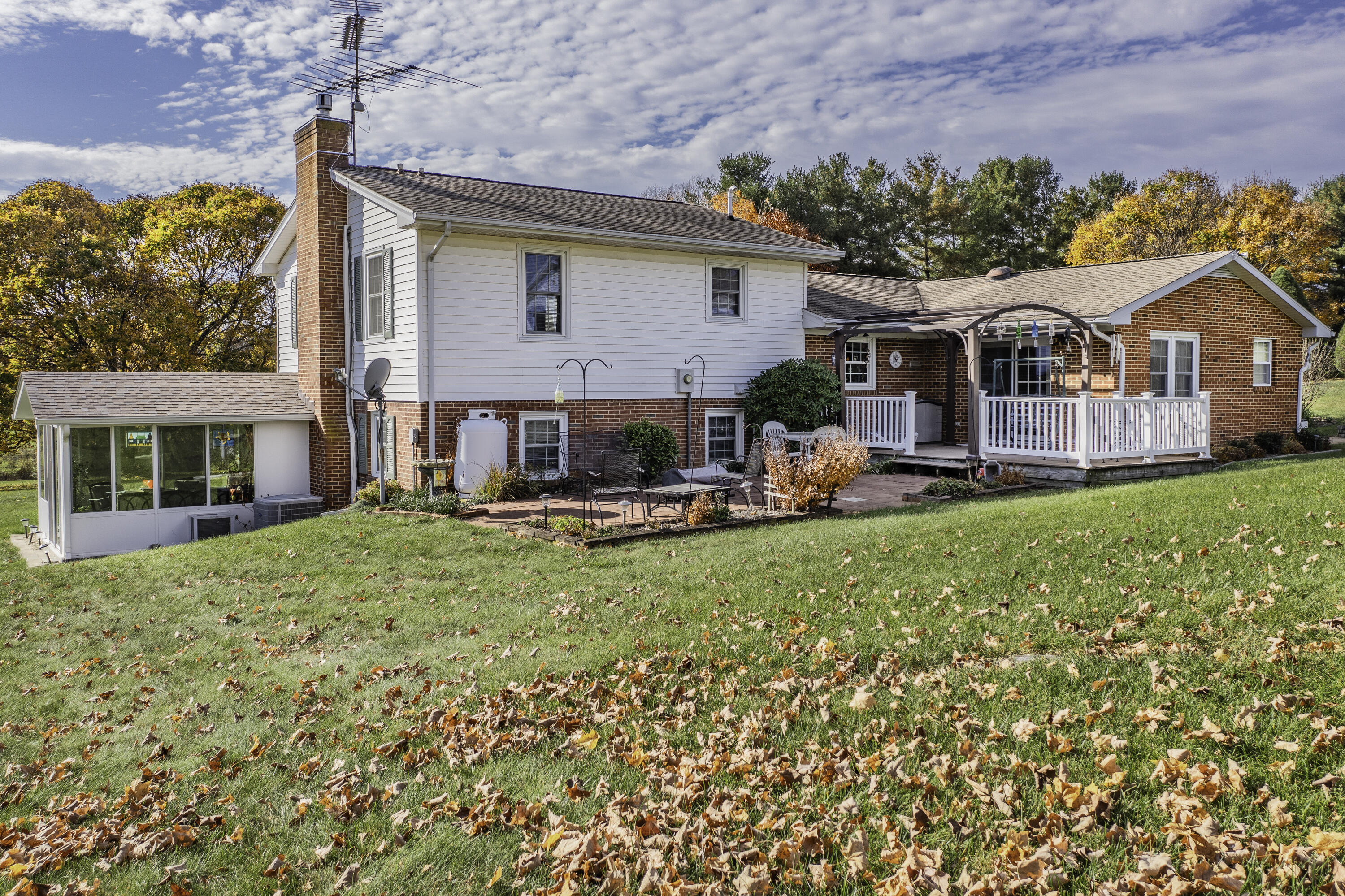 5660 Borden Grant Trl