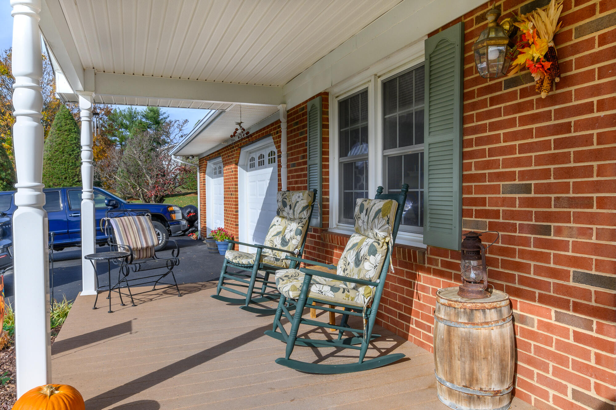 5660 Borden Grant Trl
