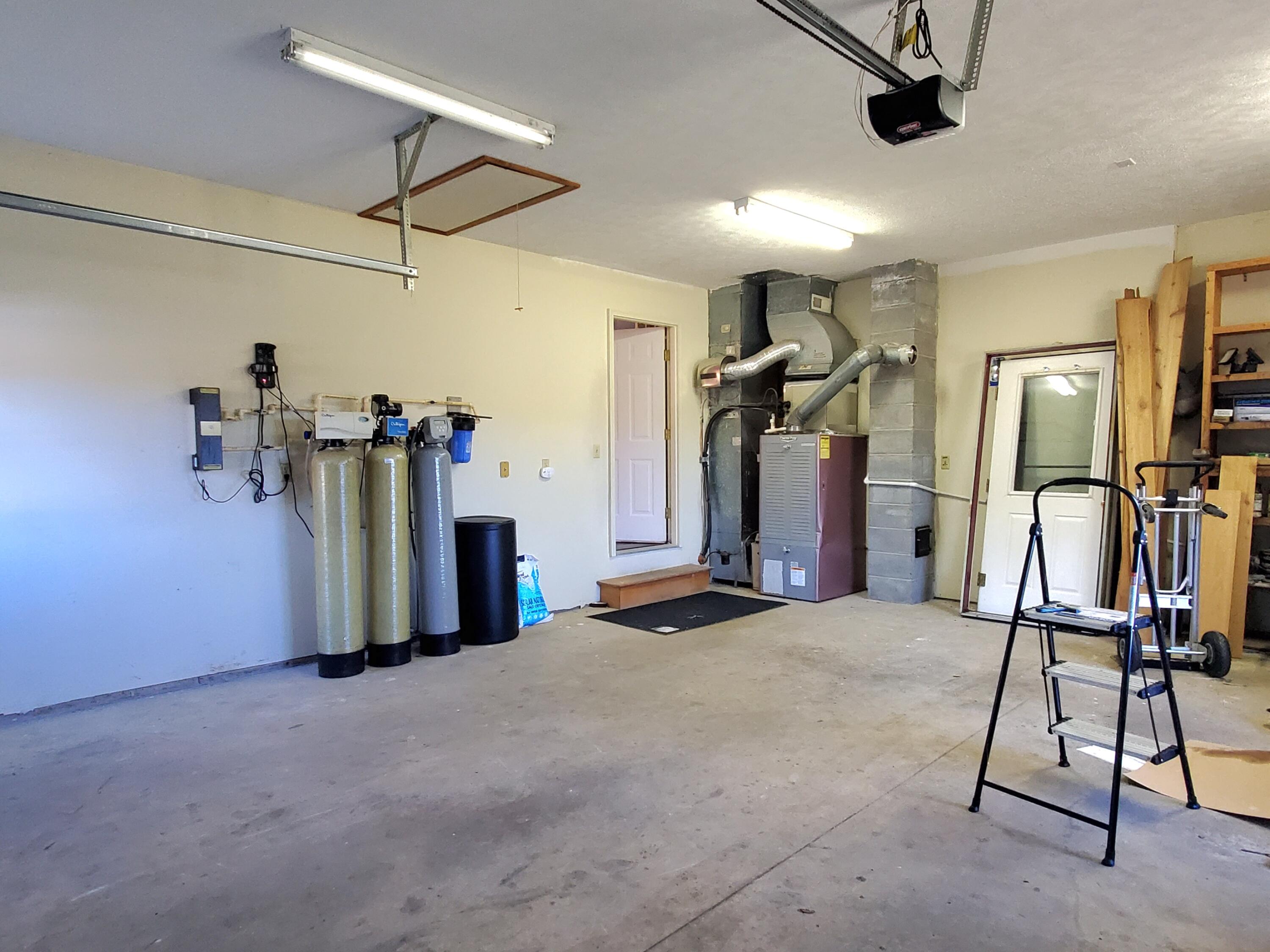 883 Collierstown Rd